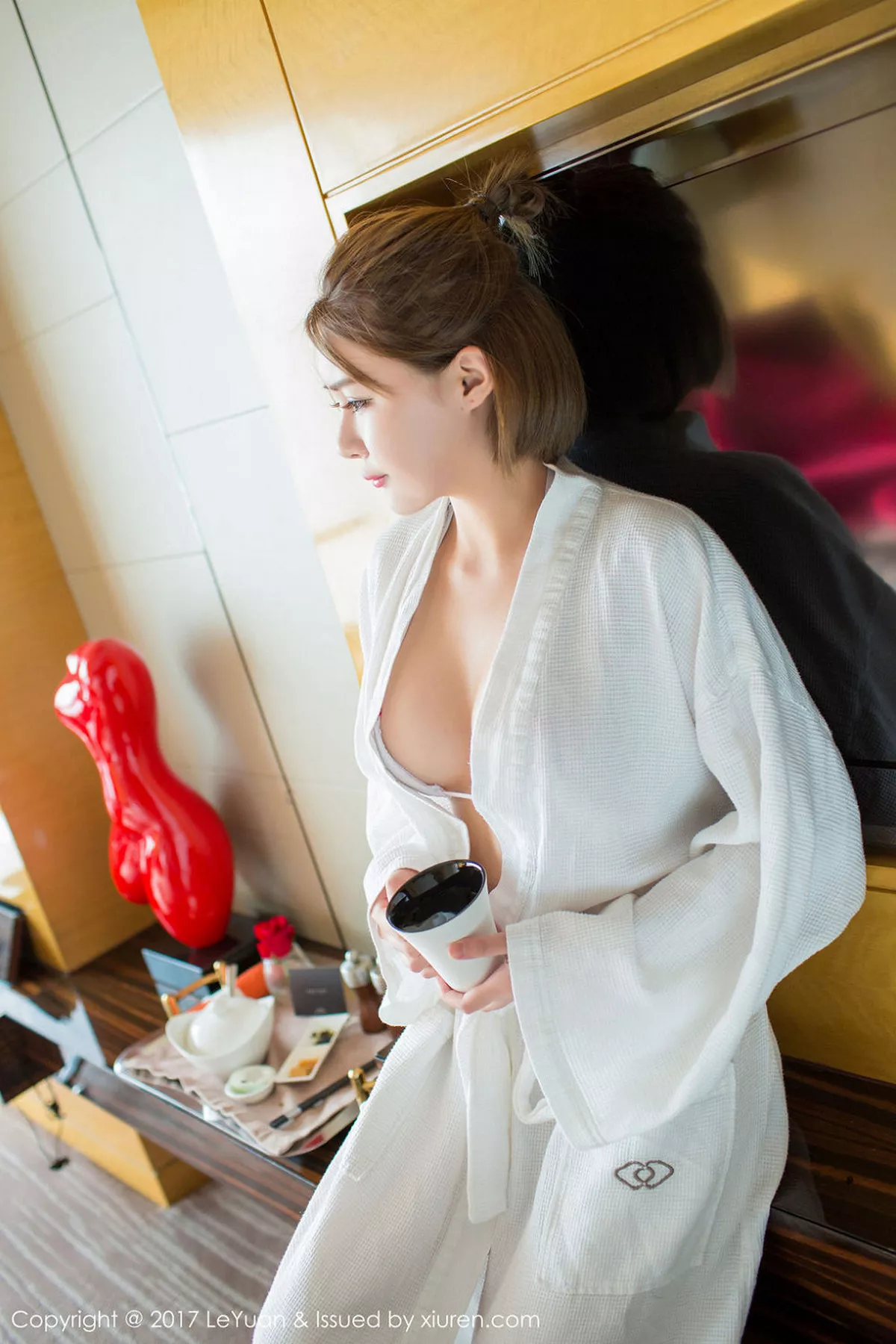 秀人集.com_[LeYuan星乐园]Vol.023_气质美女凯竹BuiBui白色三点式内衣白嫩肌肤迷人翘臀写真41P