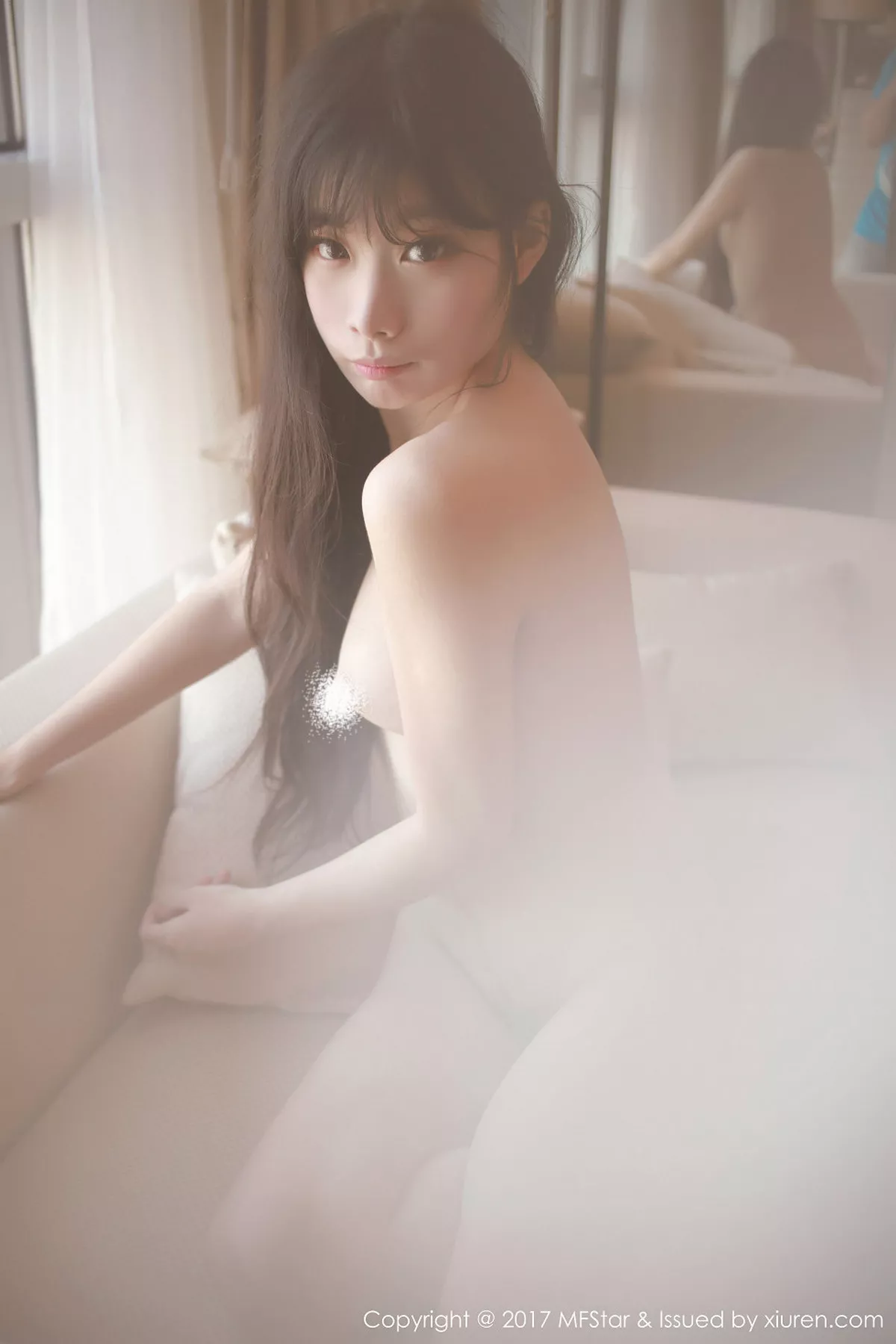 秀人集.com_[MFStar模范学院]Vol.083_新人嫩模草莓兔兔大尺度私房全裸人体艺术诱惑写真30P