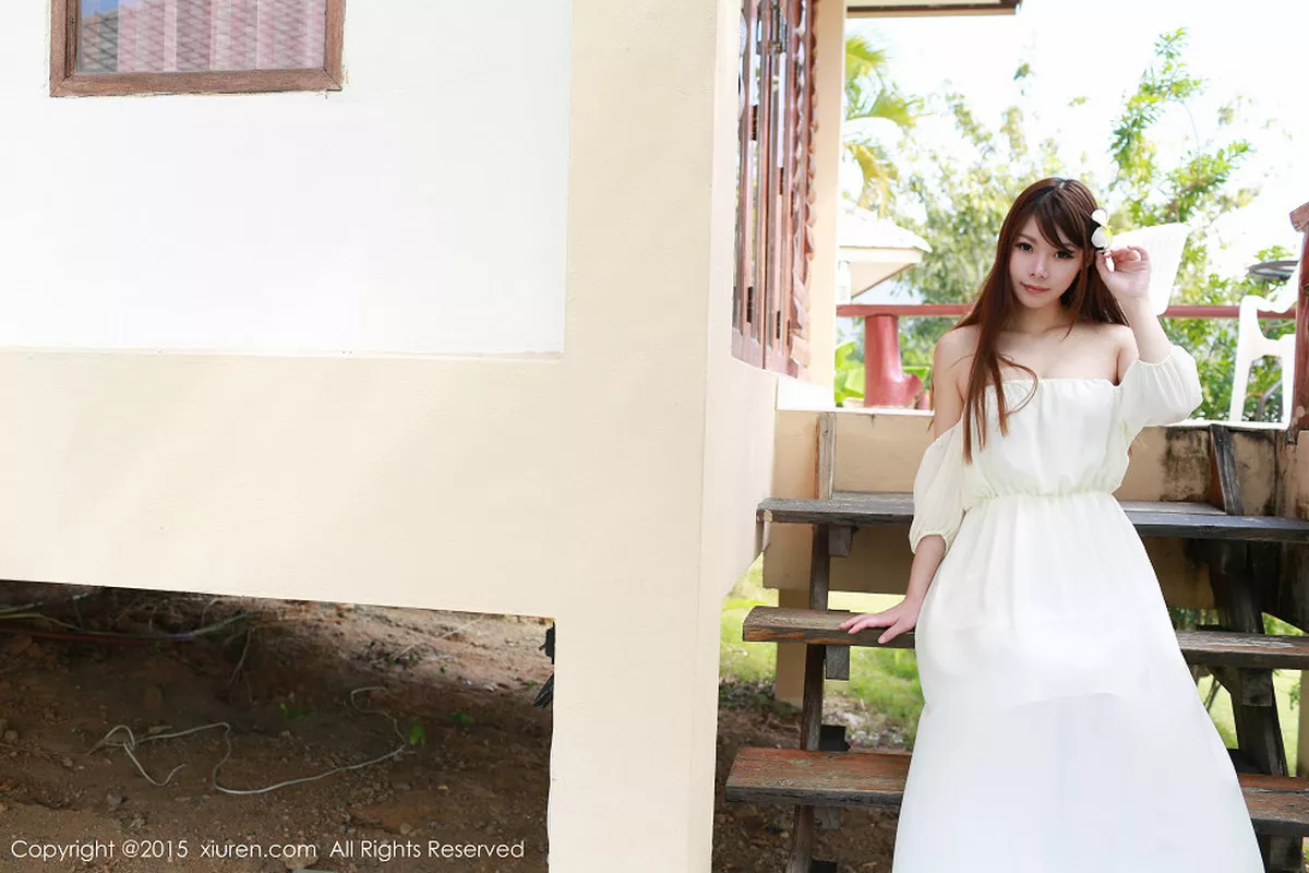 秀人集.com_[XiuRen秀人网]No.307_秀人嫩模MARA醬泰国旅拍户外红色比基尼内衣诱惑写真50P