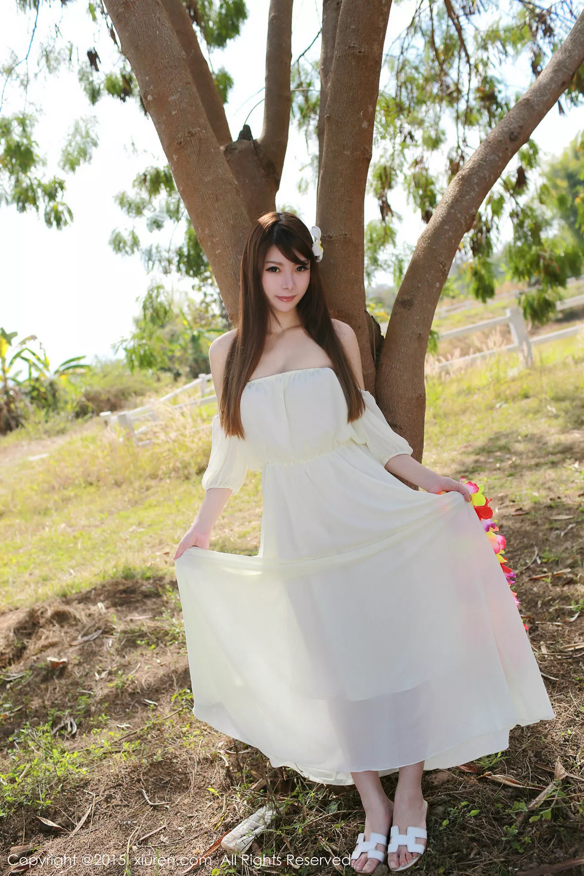 秀人集.com_[XiuRen秀人网]No.307_秀人嫩模MARA醬泰国旅拍户外红色比基尼内衣诱惑写真50P