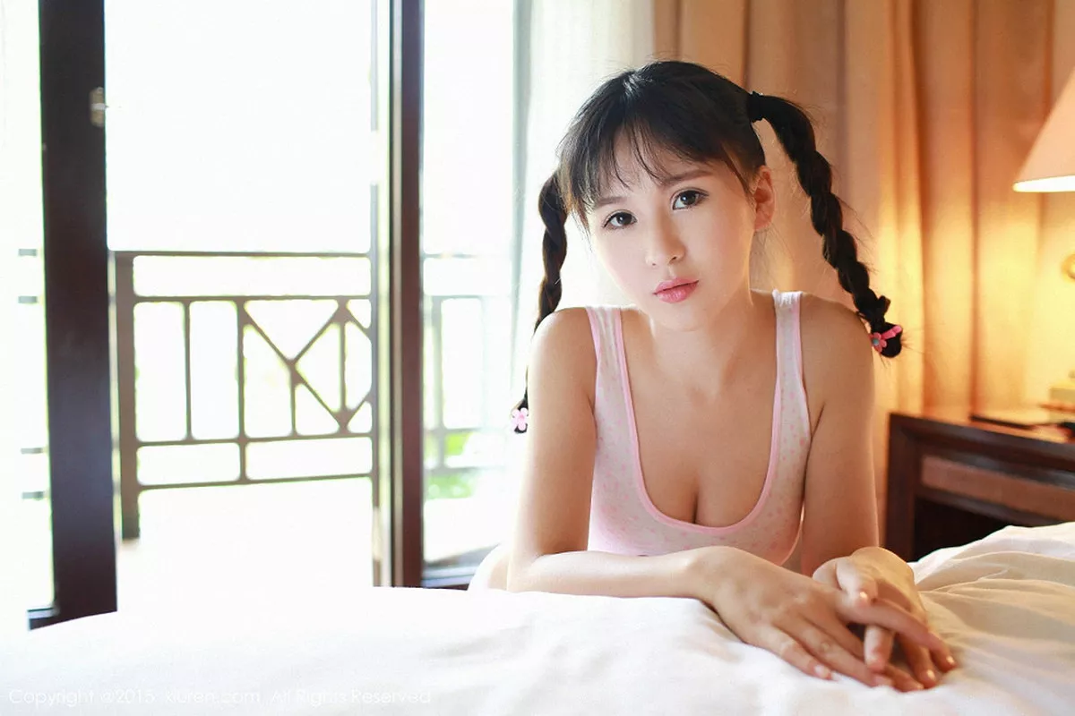 秀人集.com_[XiuRen秀人网]No.412_嫩模唐雨辰TYC居家粉红内衣秀完美身材傲人美胸性感写真50P