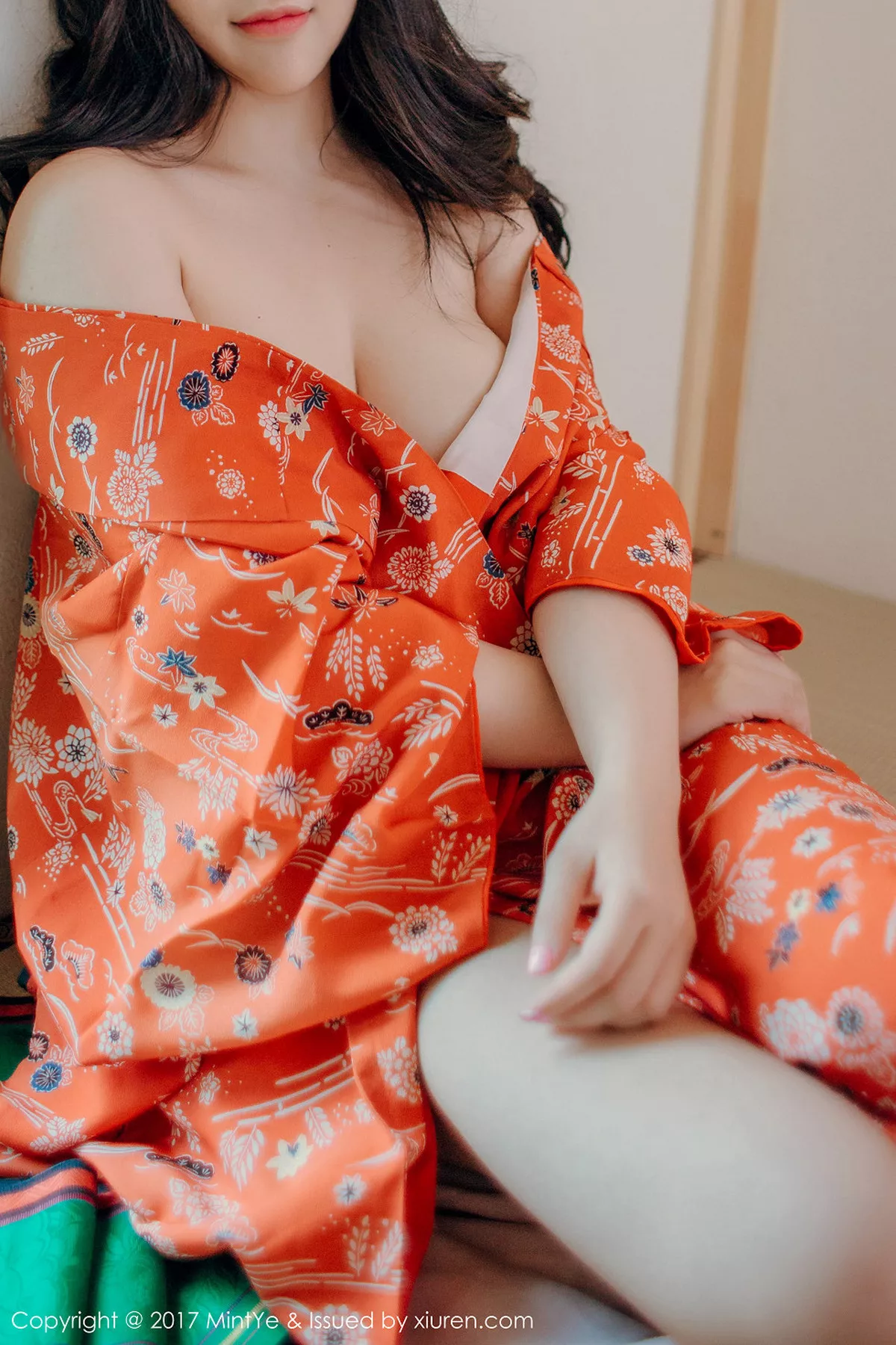 秀人集.com_[MintYe薄荷叶]Vol.003_嫩模Sukki白色蕾丝透视内衣秀完美酥胸性感妖媚写真60P