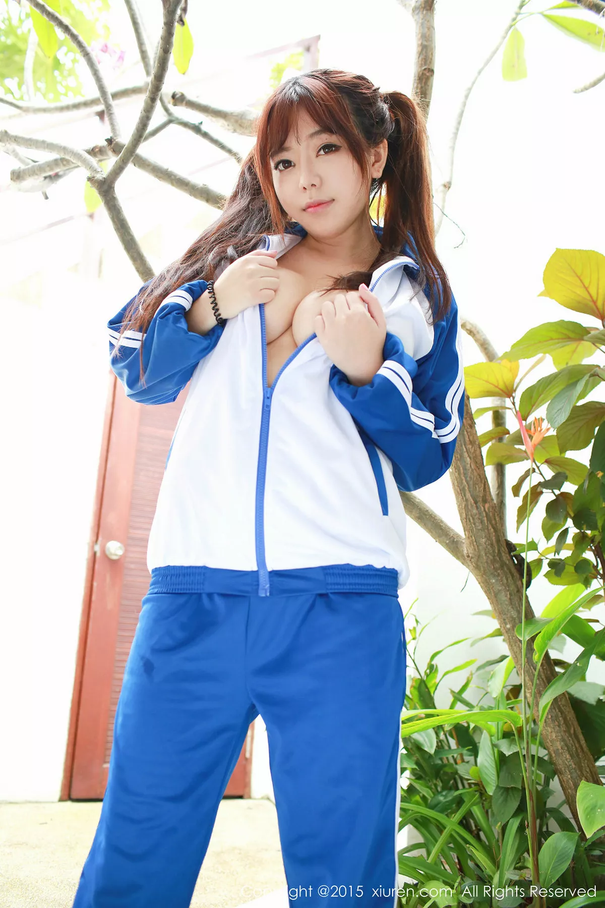 秀人集.com_[XiuRen秀人网]No.430_大胸嫩模刘飞儿Faye脱学生装秀豪乳翘臀撩人写真53P