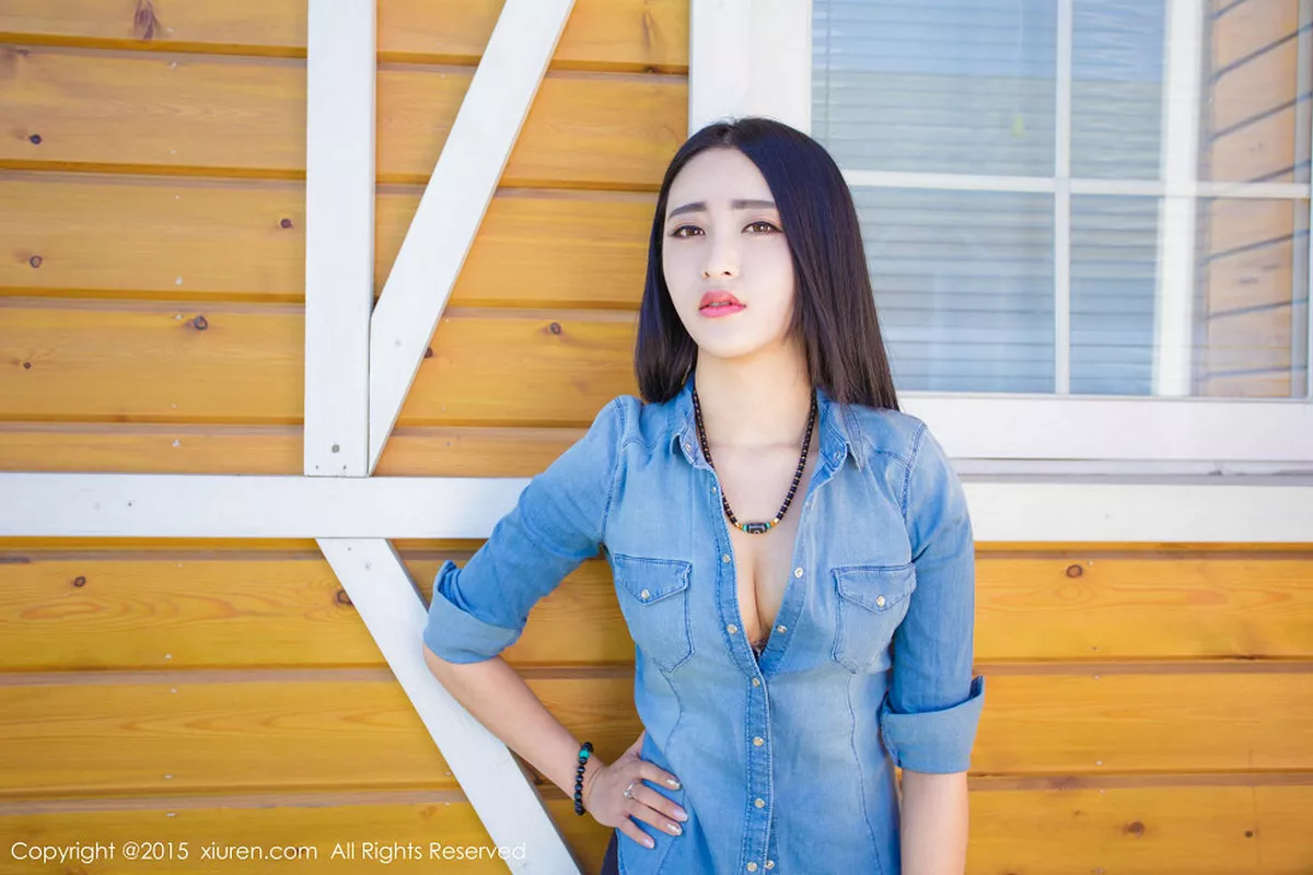 秀人集.com_[XiuRen秀人网]No.421_内地嫩模lucky咏丹黑丝裤袜修长美腿完美身材性感写真71P