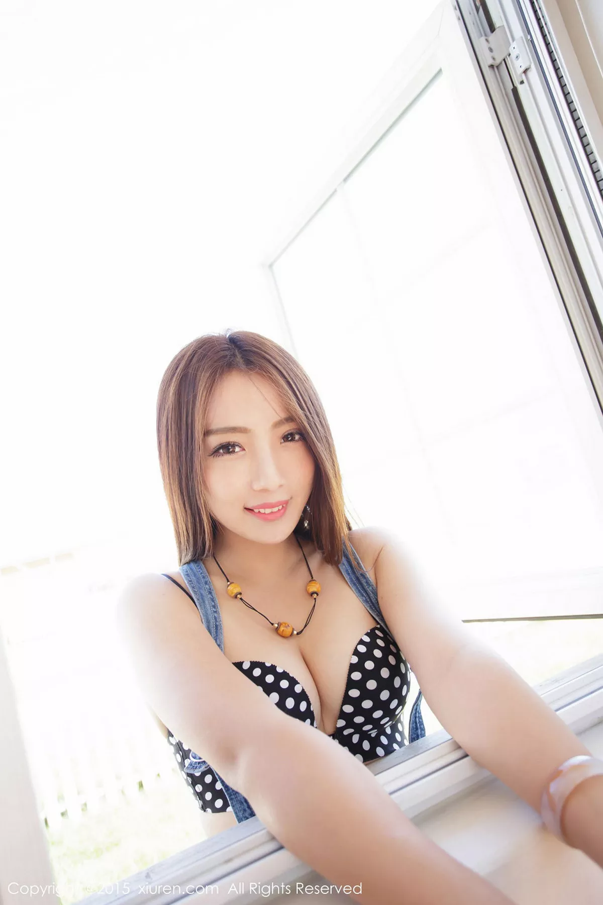 秀人集.com_[XiuRen秀人网]No.413_嫩模Elma梦牛仔吊带装半脱秀原点内衣迷人美胸性感写真42P