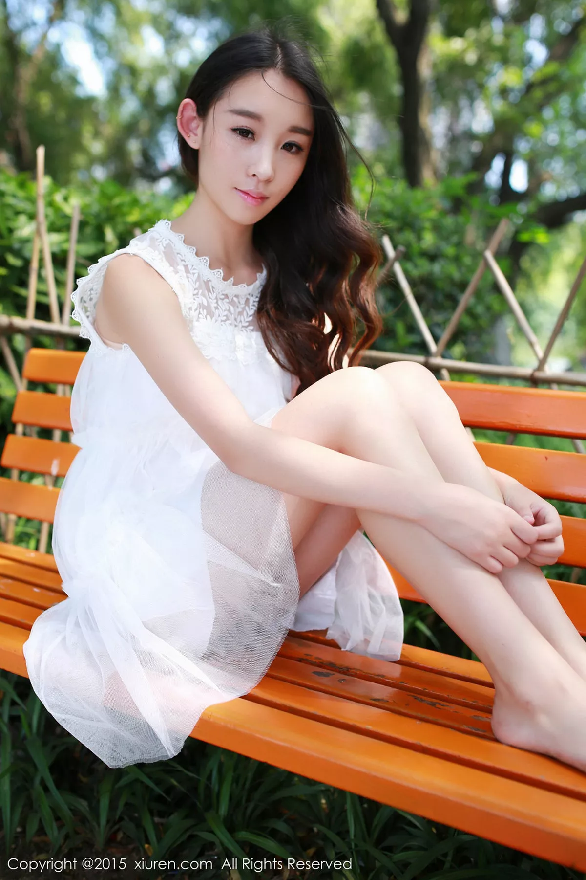 秀人集.com_[XiuRen秀人网]No.371_清纯妹子梓萱Crystal脱白色连身裙秀性感内衣写真45P