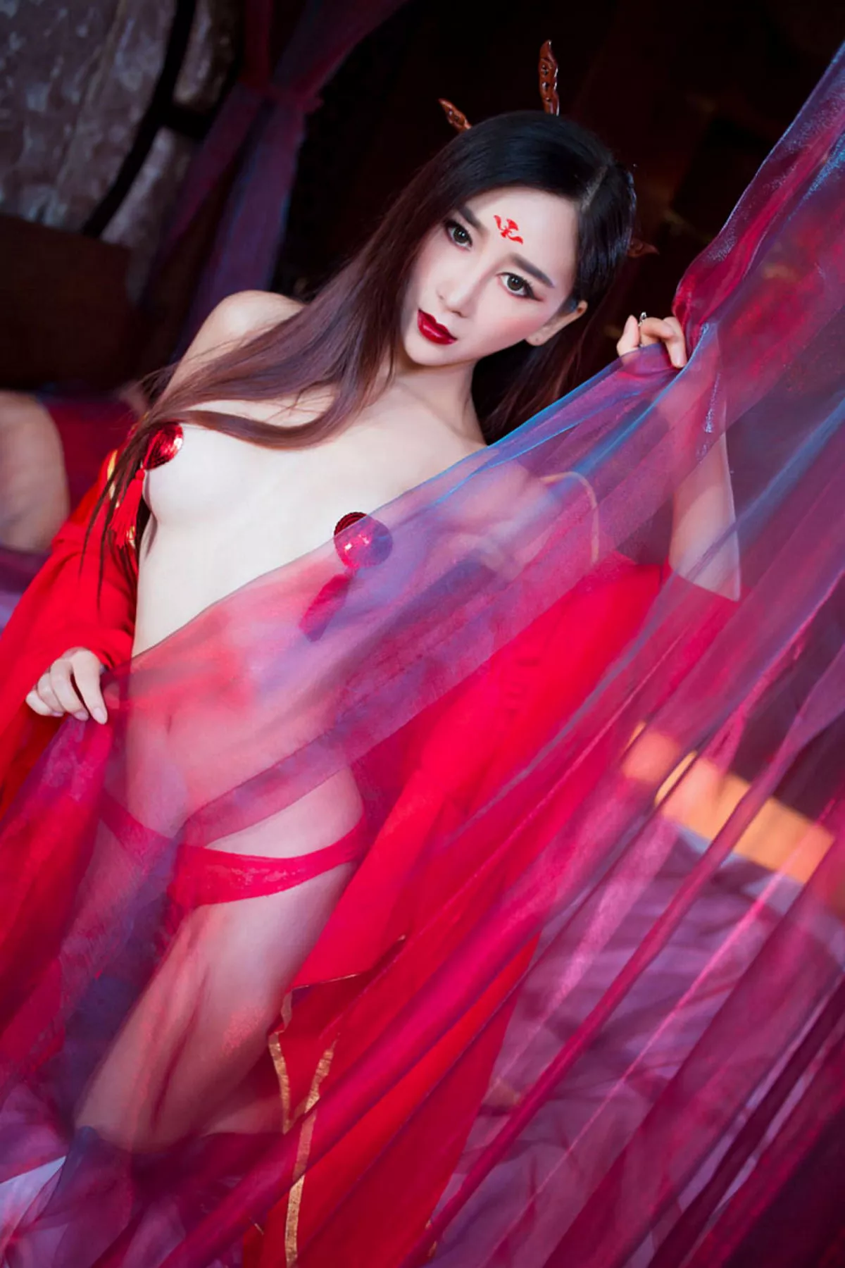 秀人集.com_[XiuRen秀人网]No.382_嫩模邹晶晶《花千骨魔化》COS七夕福利红色小内裤诱惑写真57P