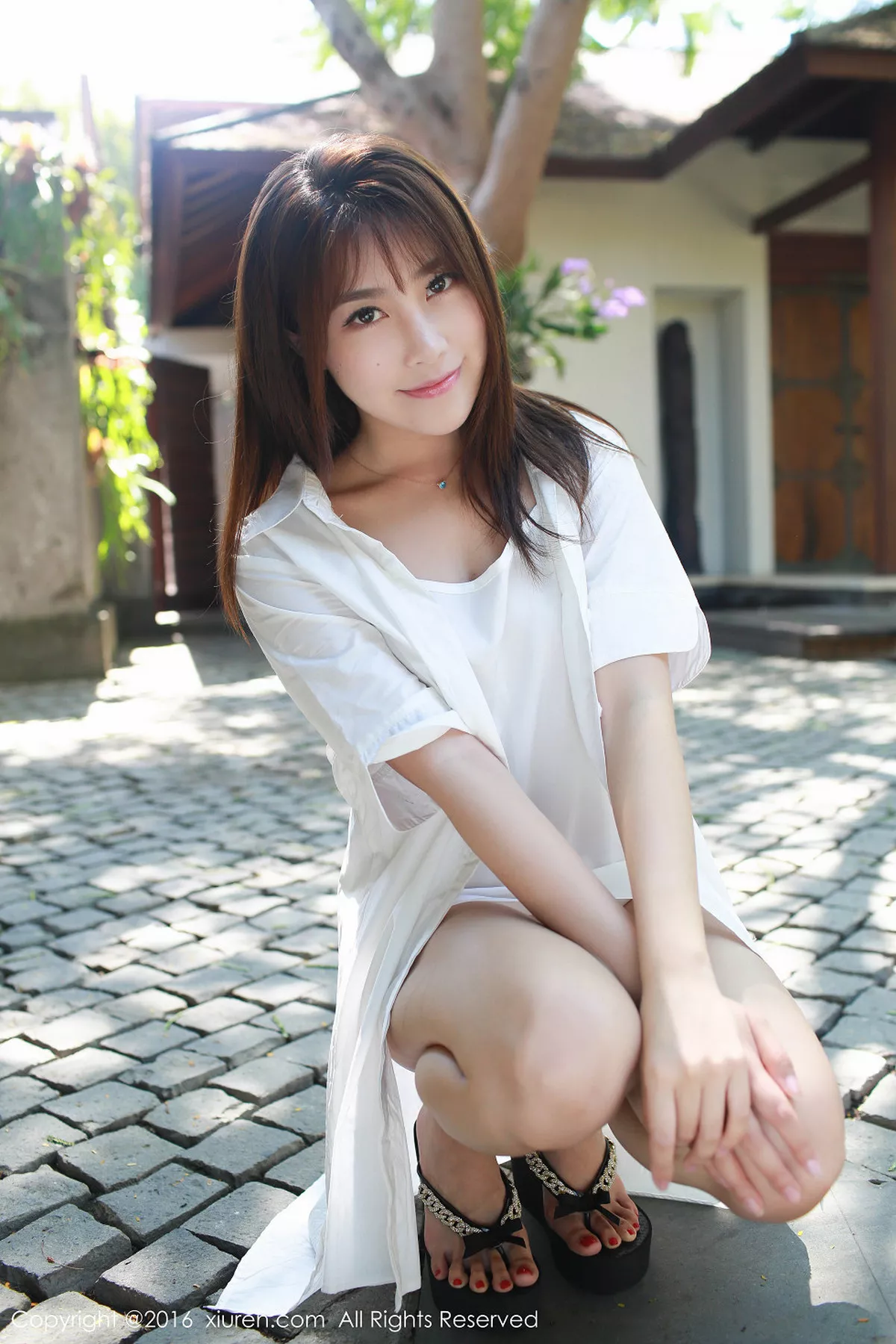 秀人集.com_[XiuRen秀人网]No.562_嫩模许诺Sabrina巴厘岛旅拍邻家女孩清纯花色连身短裙写真53P