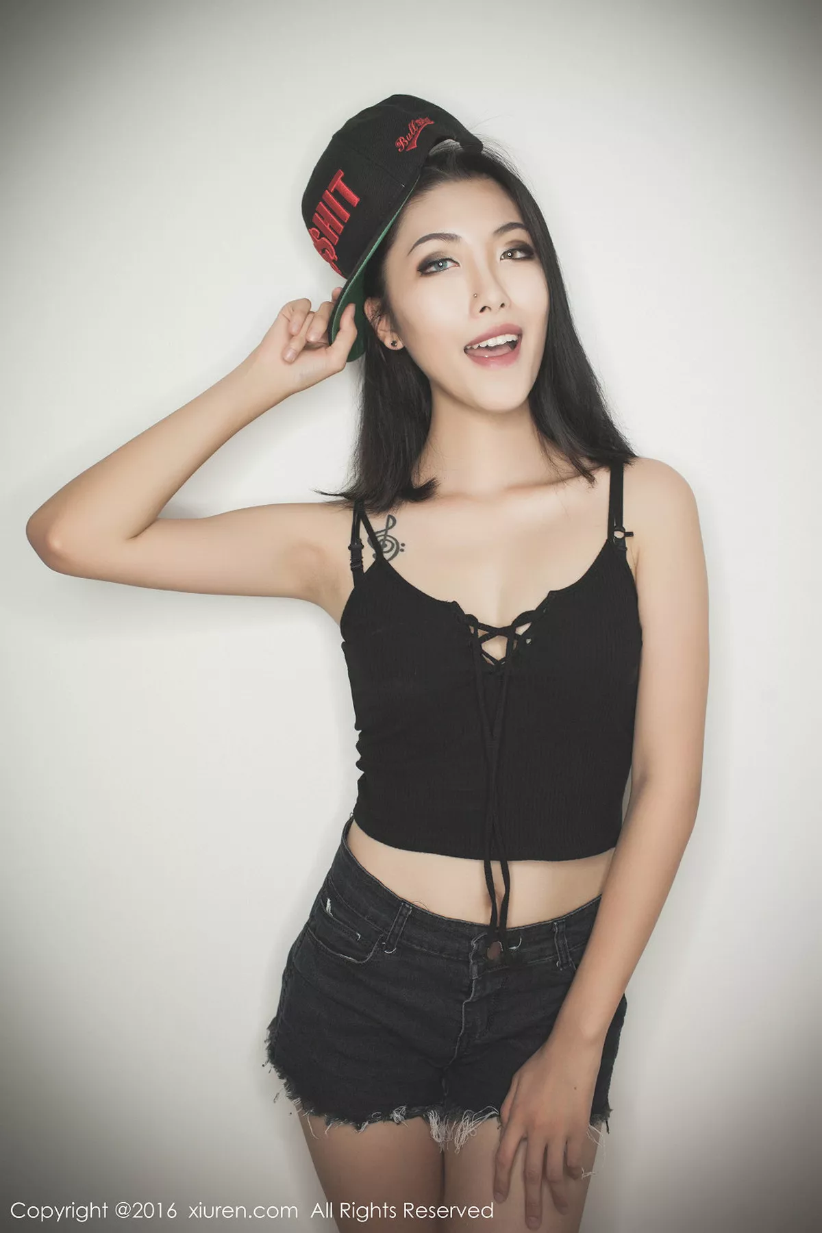 秀人集.com_[XiuRen秀人网]No.617_嫩模BOBO_xk牛仔热裤秀完美身材狐媚双眼冷艳迷人写真49P