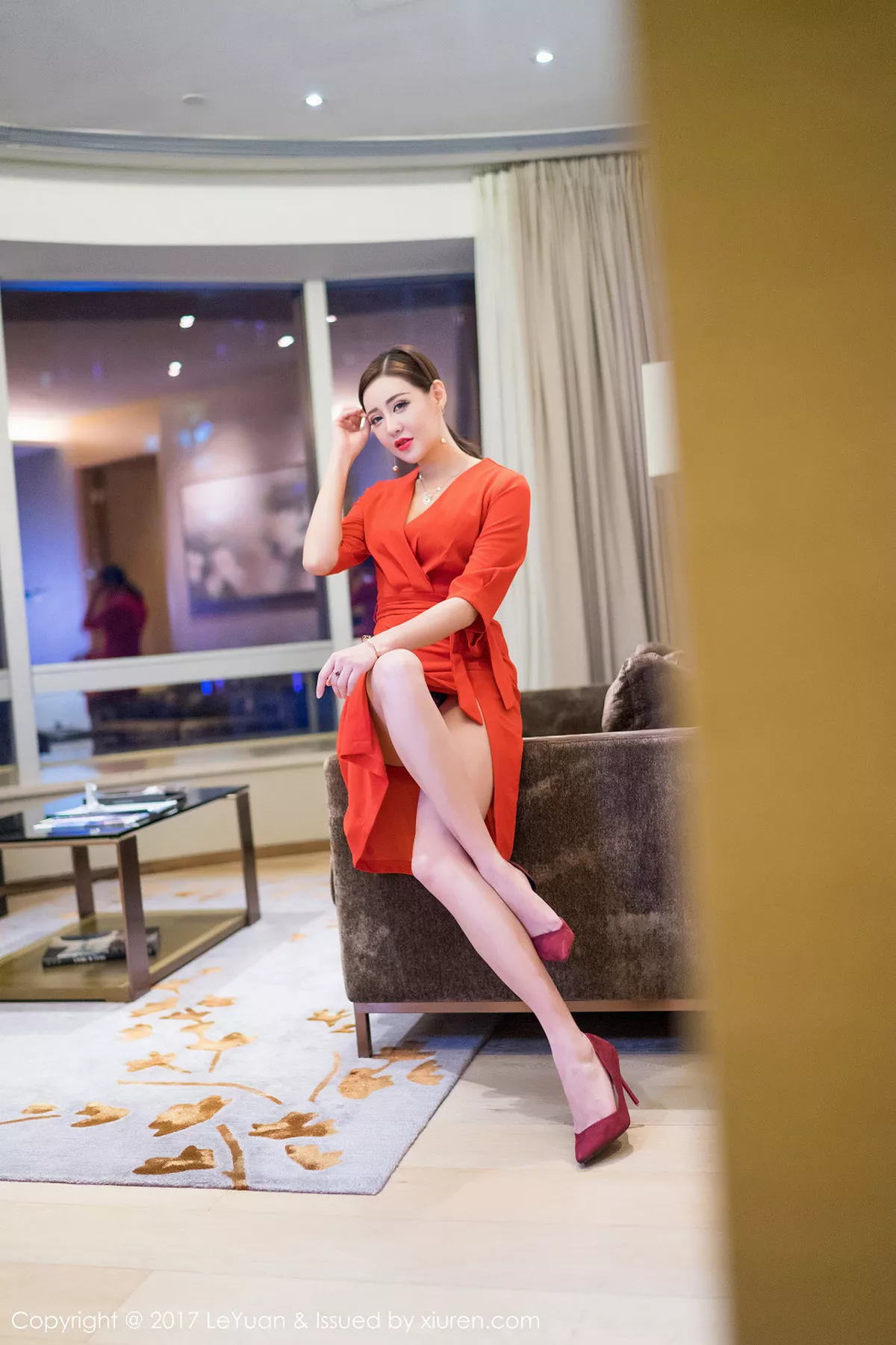 秀人集.com_[LeYuan星乐园]Vol.031_清秀气质美女美希子性感黑色内衣秀完美身材傲人美胸写真50P