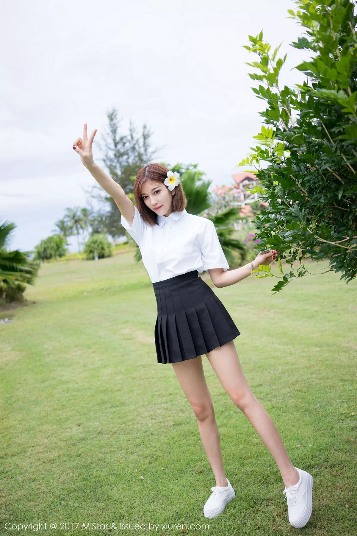 秀人集.com_[MiStar魅妍社]Vol.159_甜美女神杨晨晨sugar沙巴旅拍性感比基尼秀完美身材写真50P