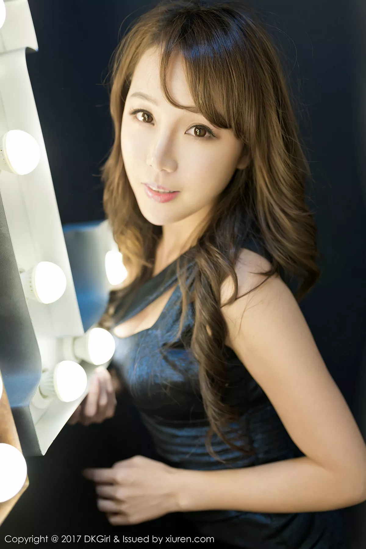 秀人集.com_[DKGirl御女郎]Vol.016_嫩模王沫儿SaSa时尚舞台性感内衣秀豪乳翘臀修长美腿写真51P