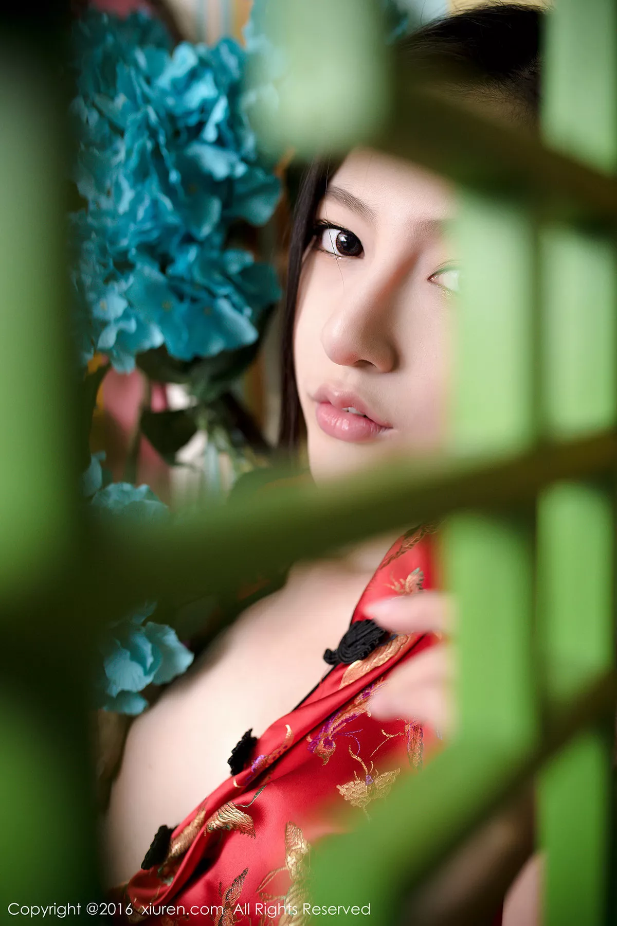 秀人集.com_[XiuRen秀人网]No.626_嫩模UU阿文酒红色情趣肚兜半开秀豪乳极致诱惑写真49P