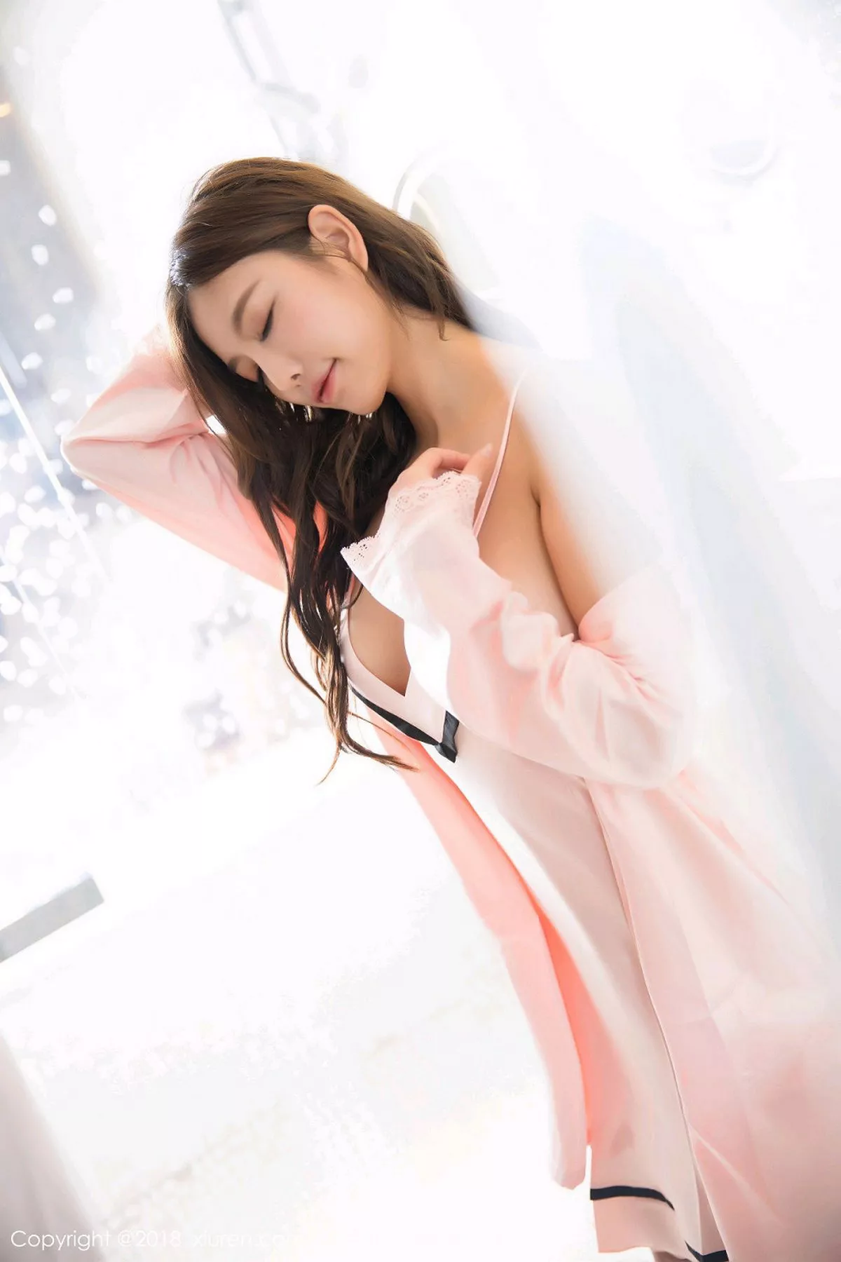 秀人集.com_[XiuRen秀人网]No.1208_女神杨晨晨sugar私房粉色蕾丝睡衣秀完美身材性感美腿写真55P