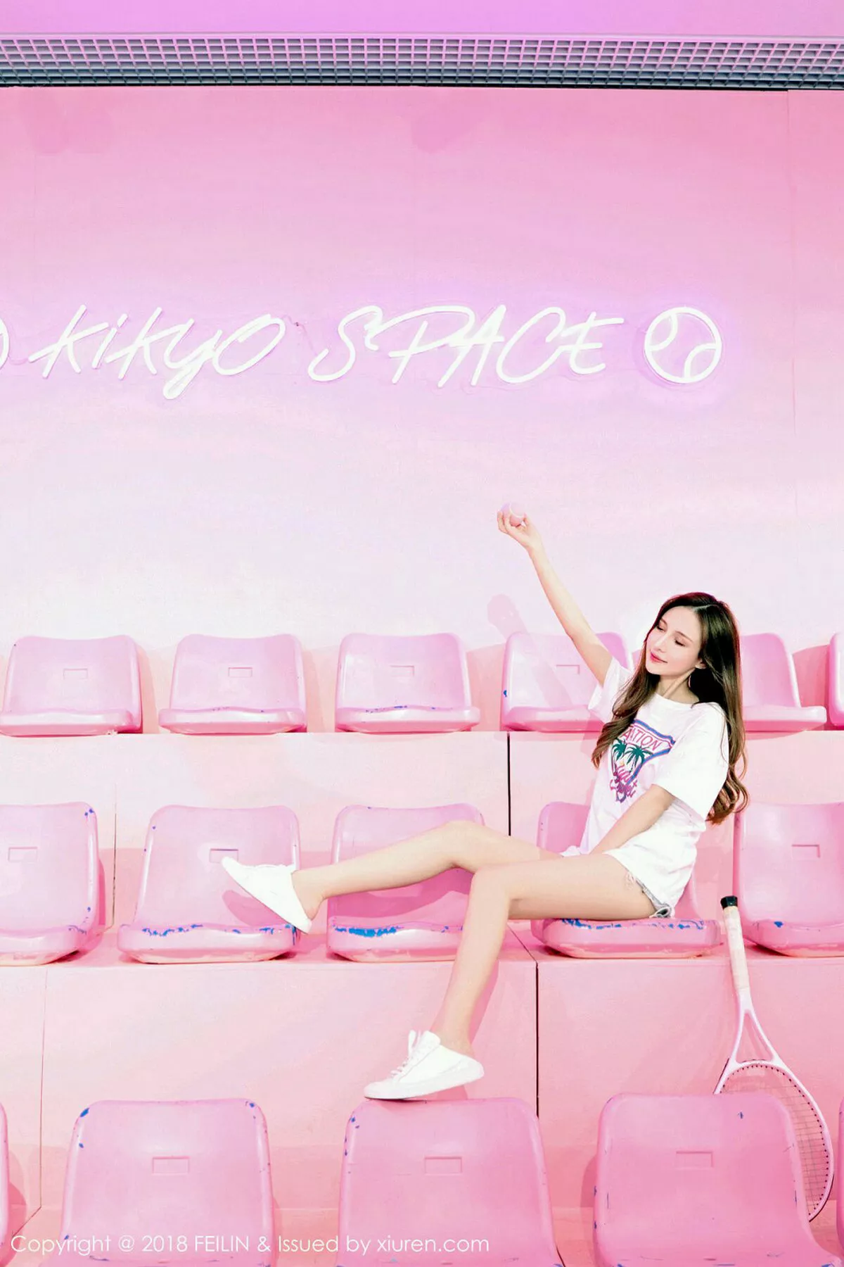 秀人集.com_[FeiLin嗲囡囡]Vol.170_嫩模柠柠_mika户外牛仔短裤+室内清新连身裙迷人写真43P