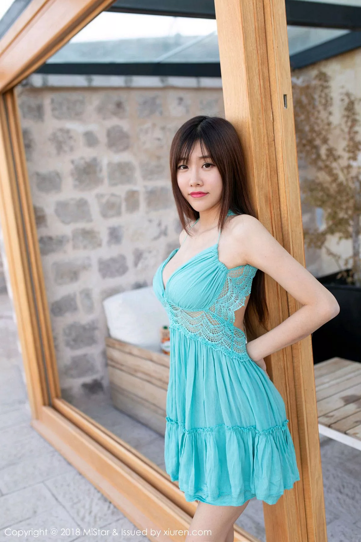 秀人集.com_[MiStar魅妍社]Vol.242_嫩模小熊猫Panda土耳其旅拍户外性感比基尼秀完美身材写真40P