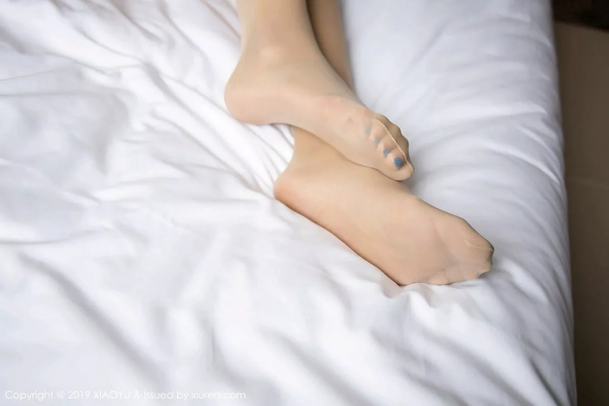 秀人集.com_[XiaoYu画语界]Vol.131_嫩模甜心菜肉色高叉连体衣配肉丝裤袜秀美腿玉足诱惑写真62P