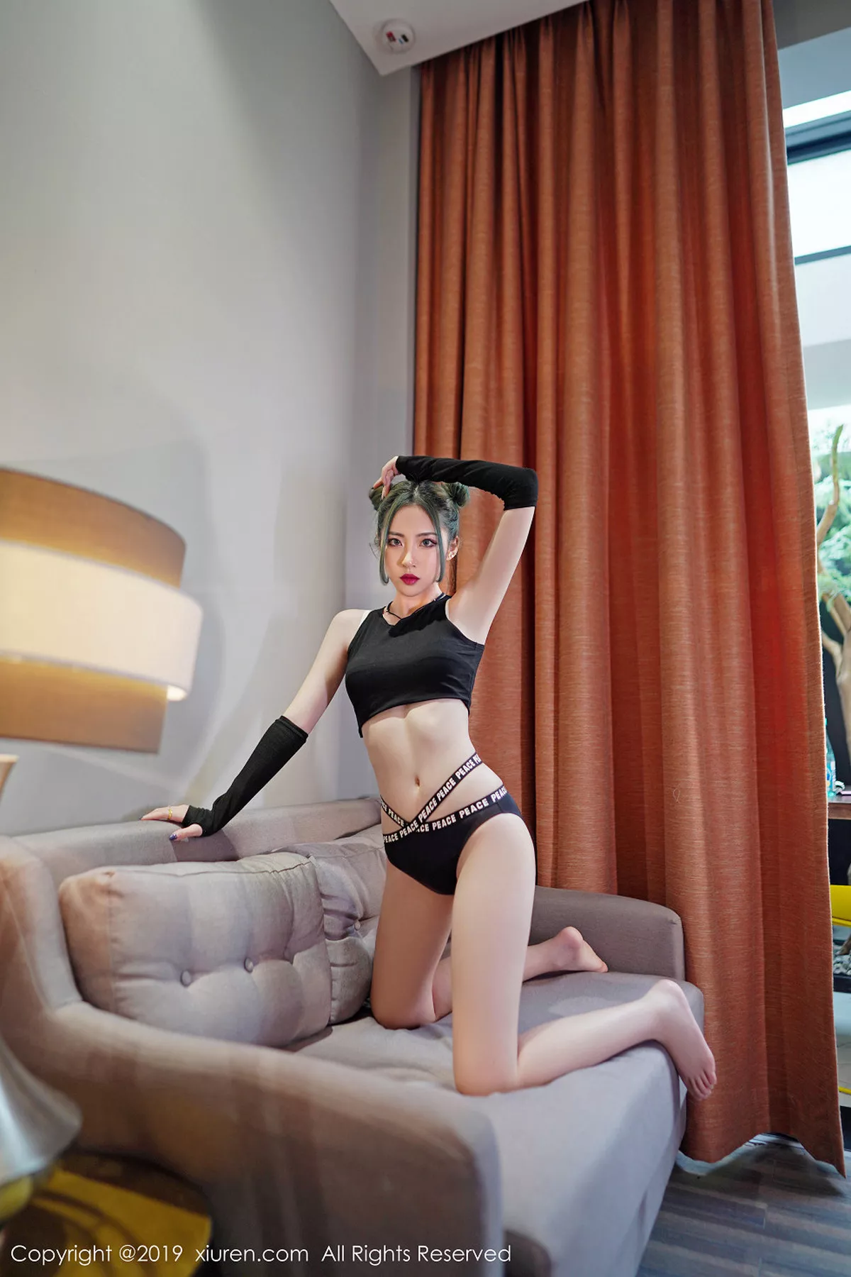 秀人集.com_[XiuRen秀人网]No.1644_嫩模贾诗晗居家私房性感黑色内衣秀完美身材修长美腿迷人写真50P