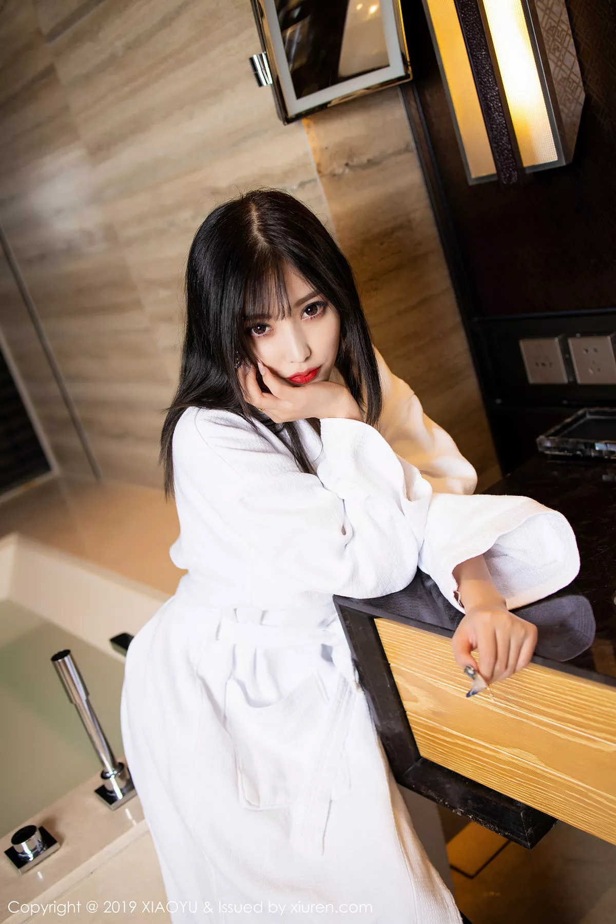 秀人集.com_[XiaoYu画语界]Vol.153_女神杨晨晨sugar海南旅拍酒红蕾丝内衣配吊带丝袜诱惑写真80P