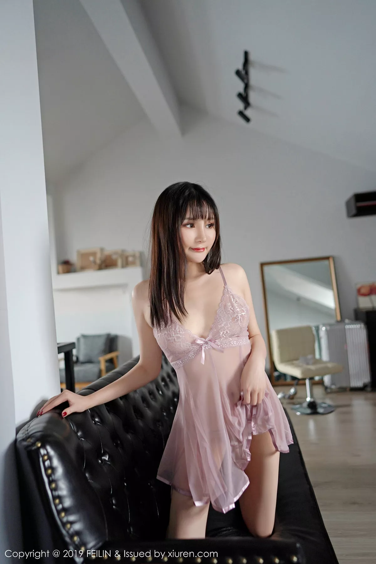 秀人集.com_[FeiLin嗲囡囡]Vol.202_新人嫩模青妍Celina居家私房透视薄纱内衣撩人诱惑写真54P