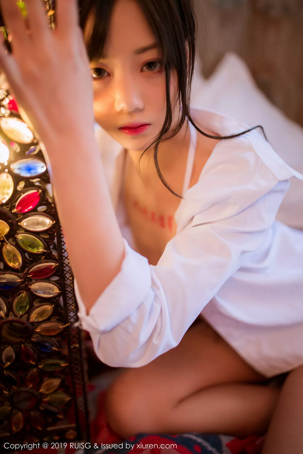 秀人集.com_[RUISG瑞丝馆]Vol.087_软妹子人间不值得lily私房白衬衣露缕空蕾丝内衣透视诱惑写真42P