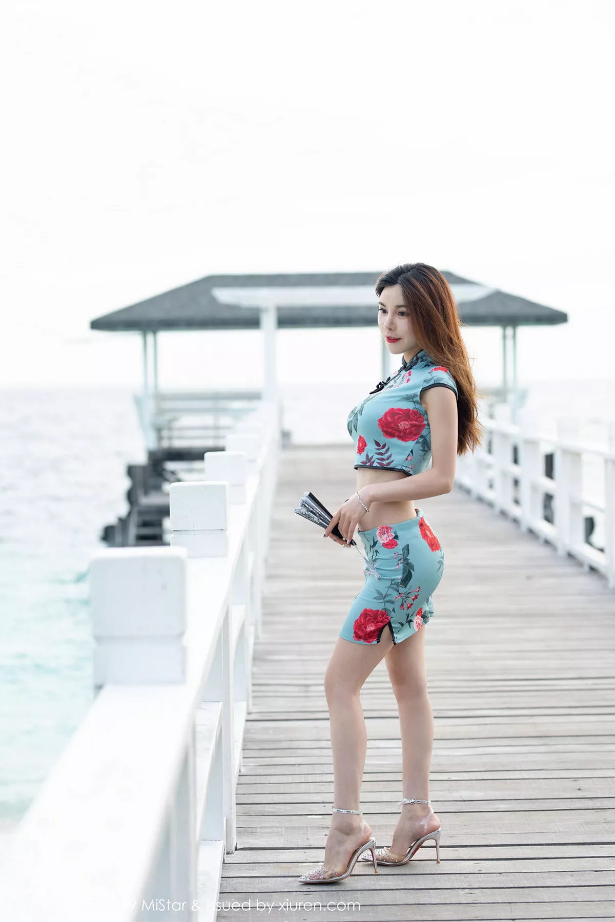 秀人集.com_[MiStar魅妍社]Vol.306_嫩模沈佳熹仙本那旅拍户外华丽古韵旗袍装扮性感写真40P