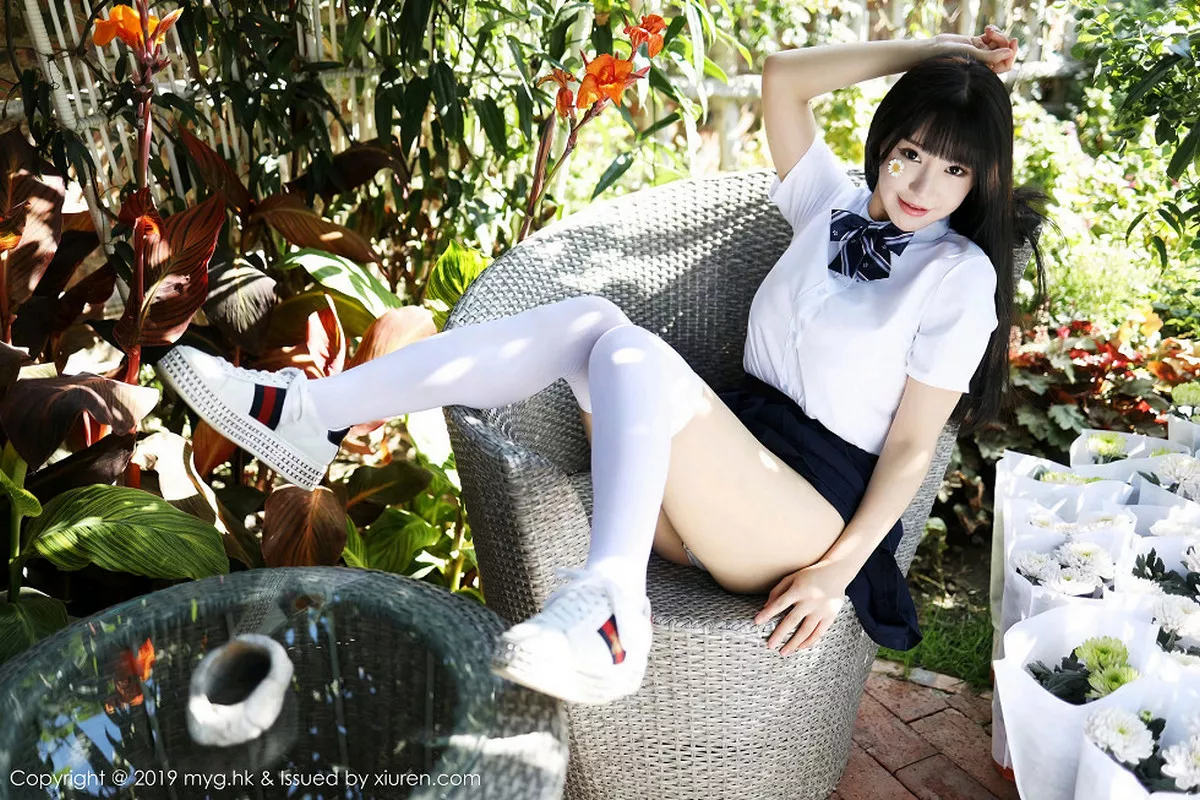 秀人集.com_[MyGirl美媛馆]Vol.394_女神Flower朱可儿大理旅拍户外学生装大胆撩裙诱惑写真54P