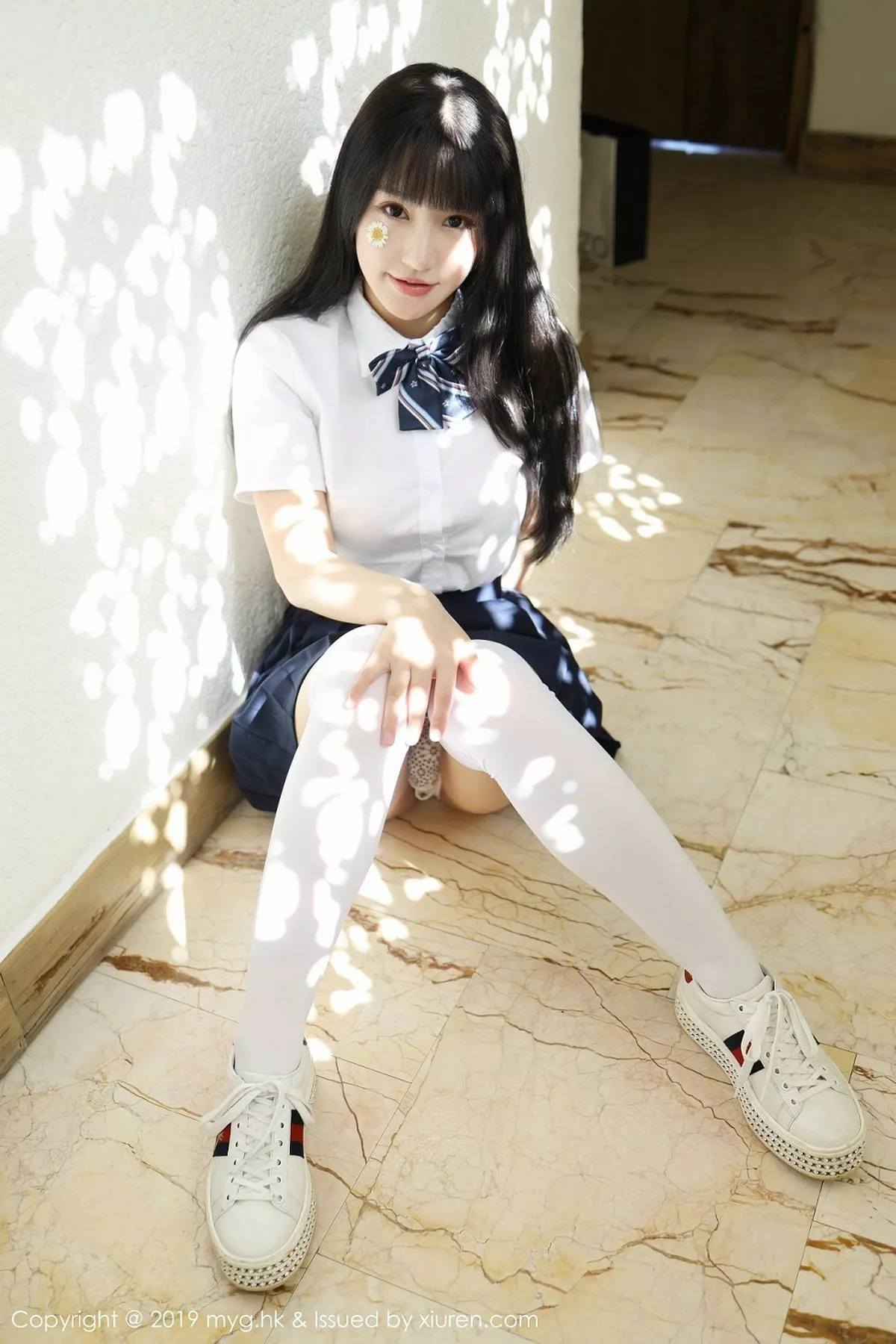 秀人集.com_[MyGirl美媛馆]Vol.394_女神Flower朱可儿大理旅拍户外学生装大胆撩裙诱惑写真54P