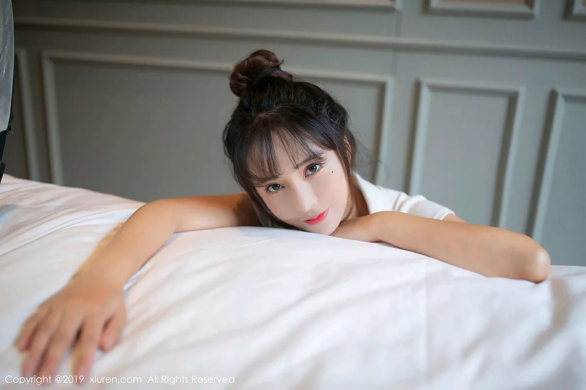 秀人集.com_[XiuRen秀人网]No.1705_嫩模陶喜乐_lele私房学生装半脱露性感内衣秀完美身材诱惑写真70P