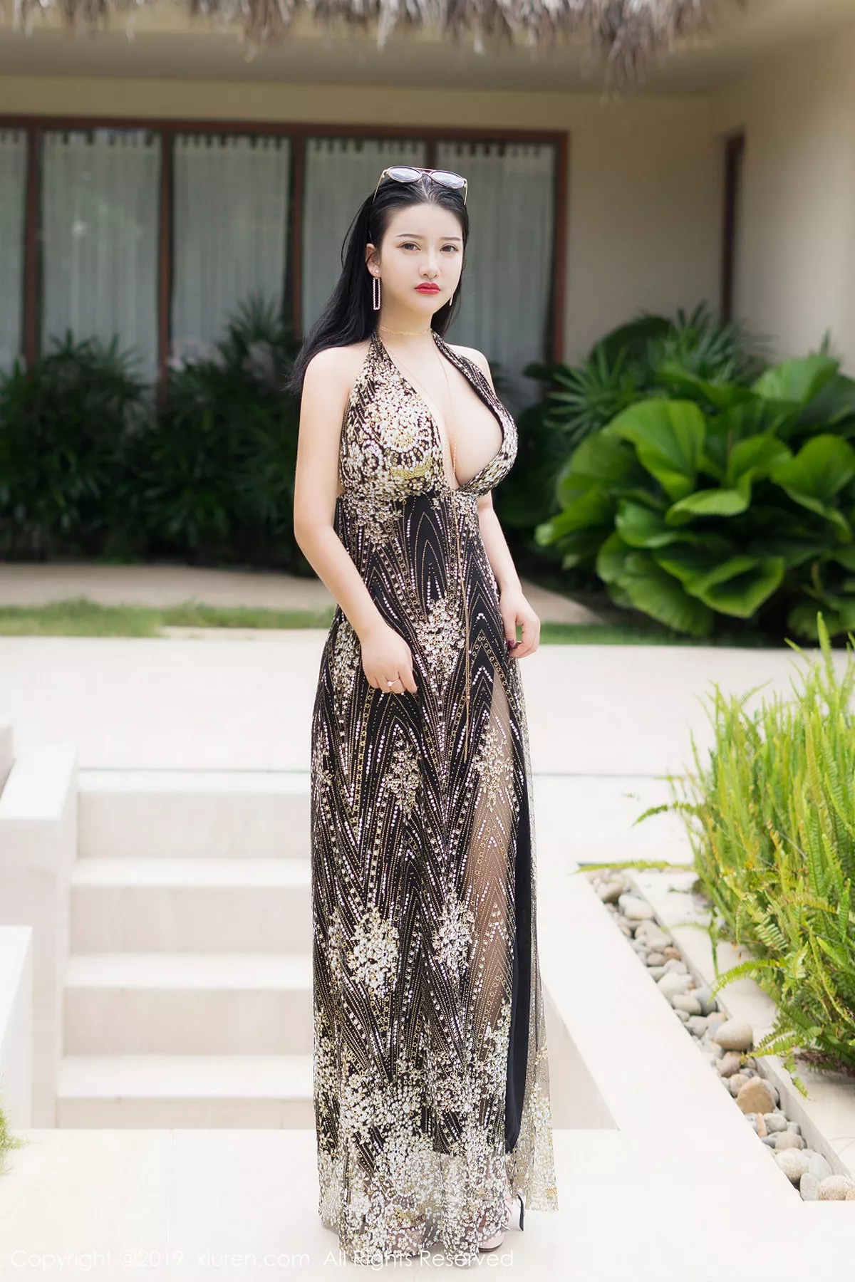 秀人集.com_[XiuRen秀人网]No.1726_巨乳嫩模小尤奈富国岛旅拍户外泳池半脱露傲人豪乳诱惑写真55P