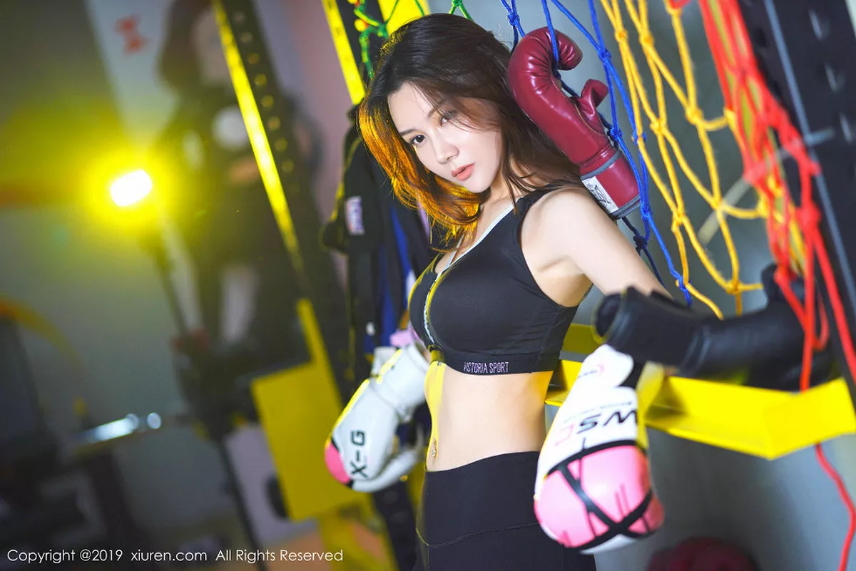 秀人集.com_[XiuRen秀人网]No.1732_嫩模爱丽儿室内健身房系列三套服饰秀完美身材性感写真41P