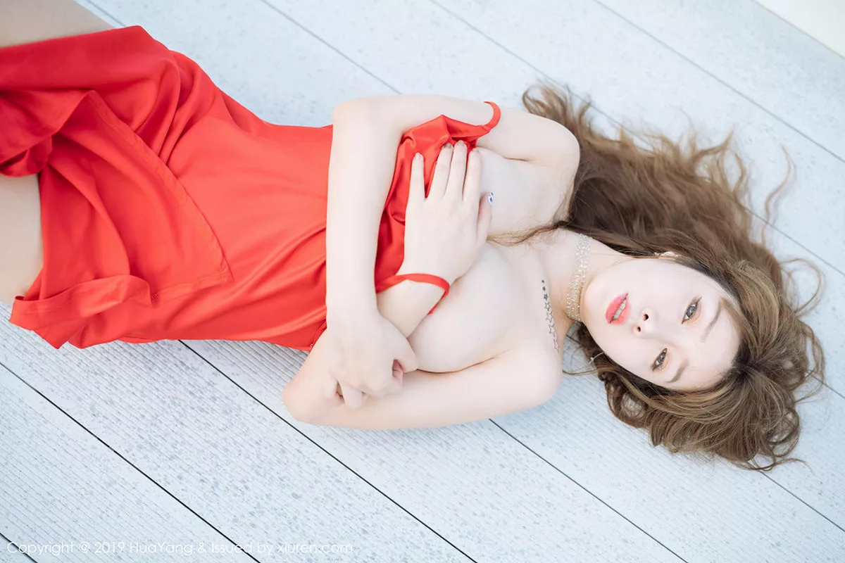 秀人集.com_[HuaYang花漾]Vol.180_女神王雨纯户外艳红吊裙无内大胆露出秀白嫩肌肤诱惑写真51P