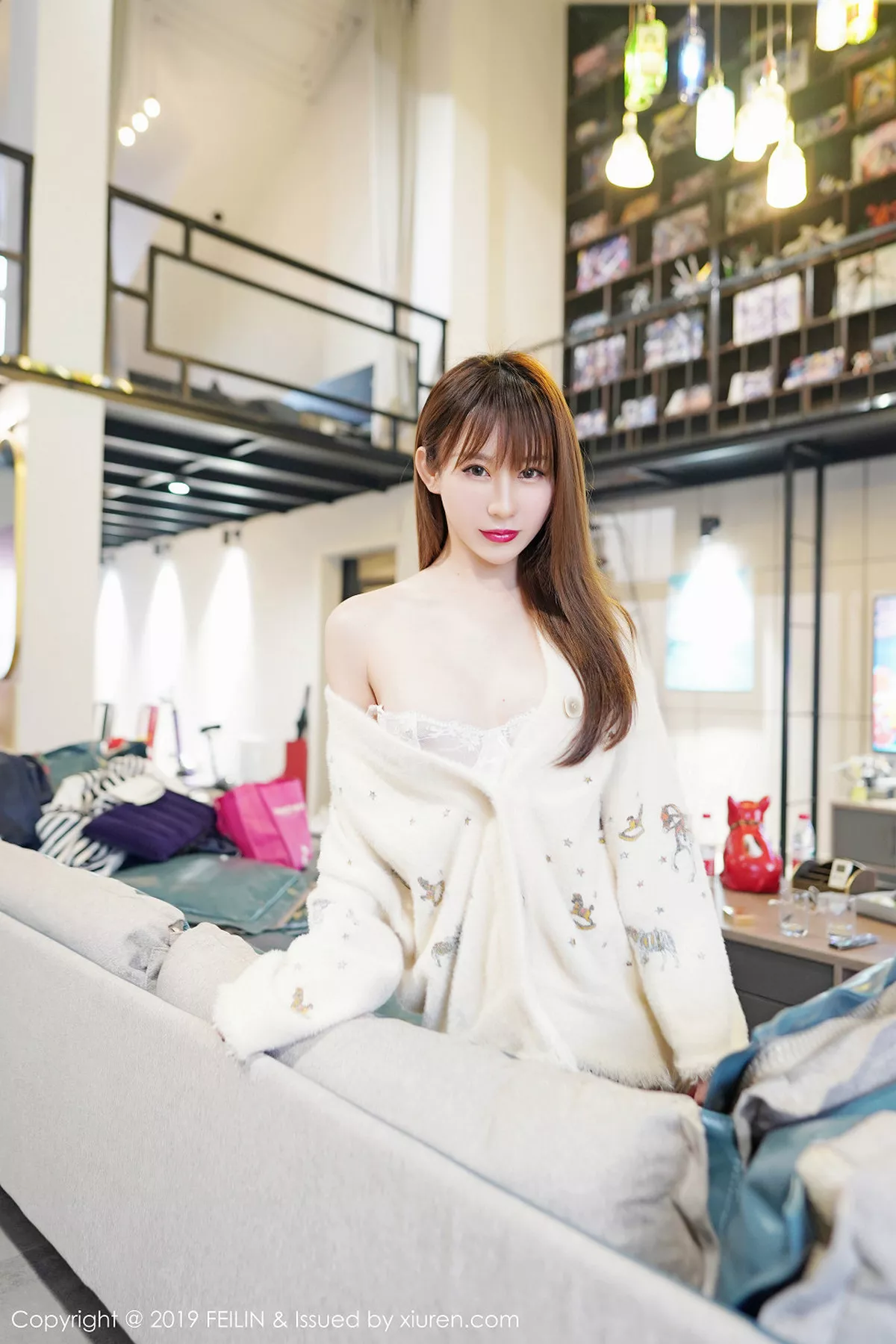 秀人集.com_[FeiLin嗲囡囡]Vol.214_嫩模程梓私房浴室里性感白衬衣秀白色内衣甜美迷人写真40P