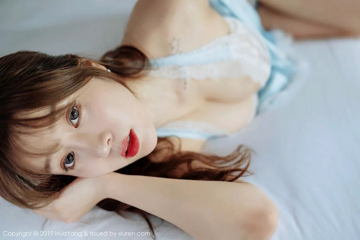 秀人集.com_[HuaYang花漾]Vol.185_女神王雨纯马尔代夫旅拍蕾丝吊带睡裙秀惹火身材诱惑写真46P