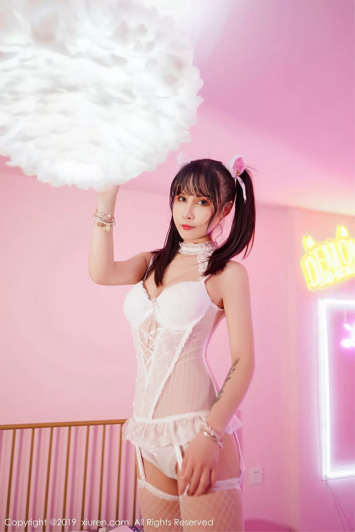 秀人集.com_[XiuRen秀人网]No.1798_嫩模邱淑贝私房床上不知火舞系列+蕾丝内衣惹火诱惑写真40P