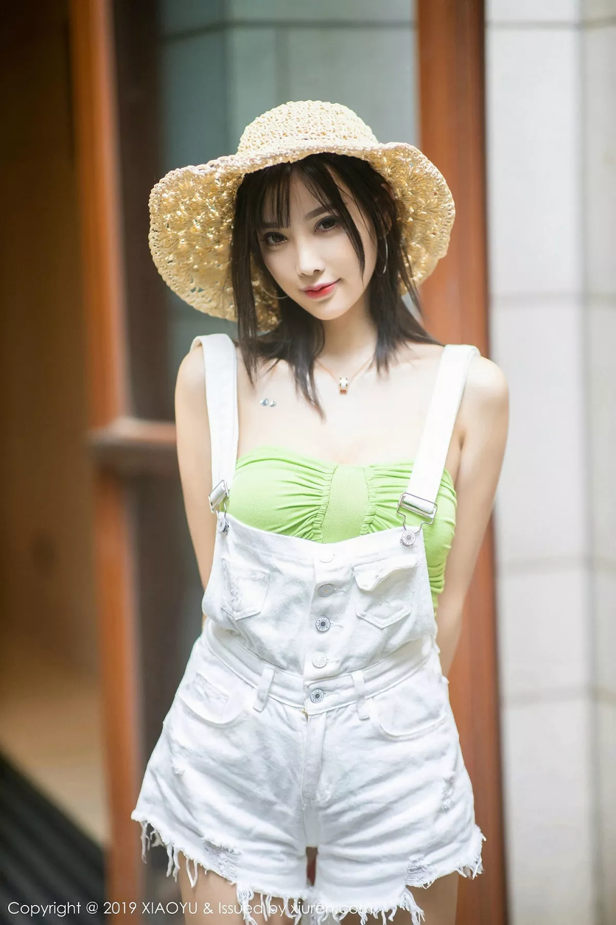 秀人集.com_[XiaoYu画语界]Vol.204_女神杨晨晨sugar心愿旅拍私房黄色吊带裙半脱诱惑写真58P