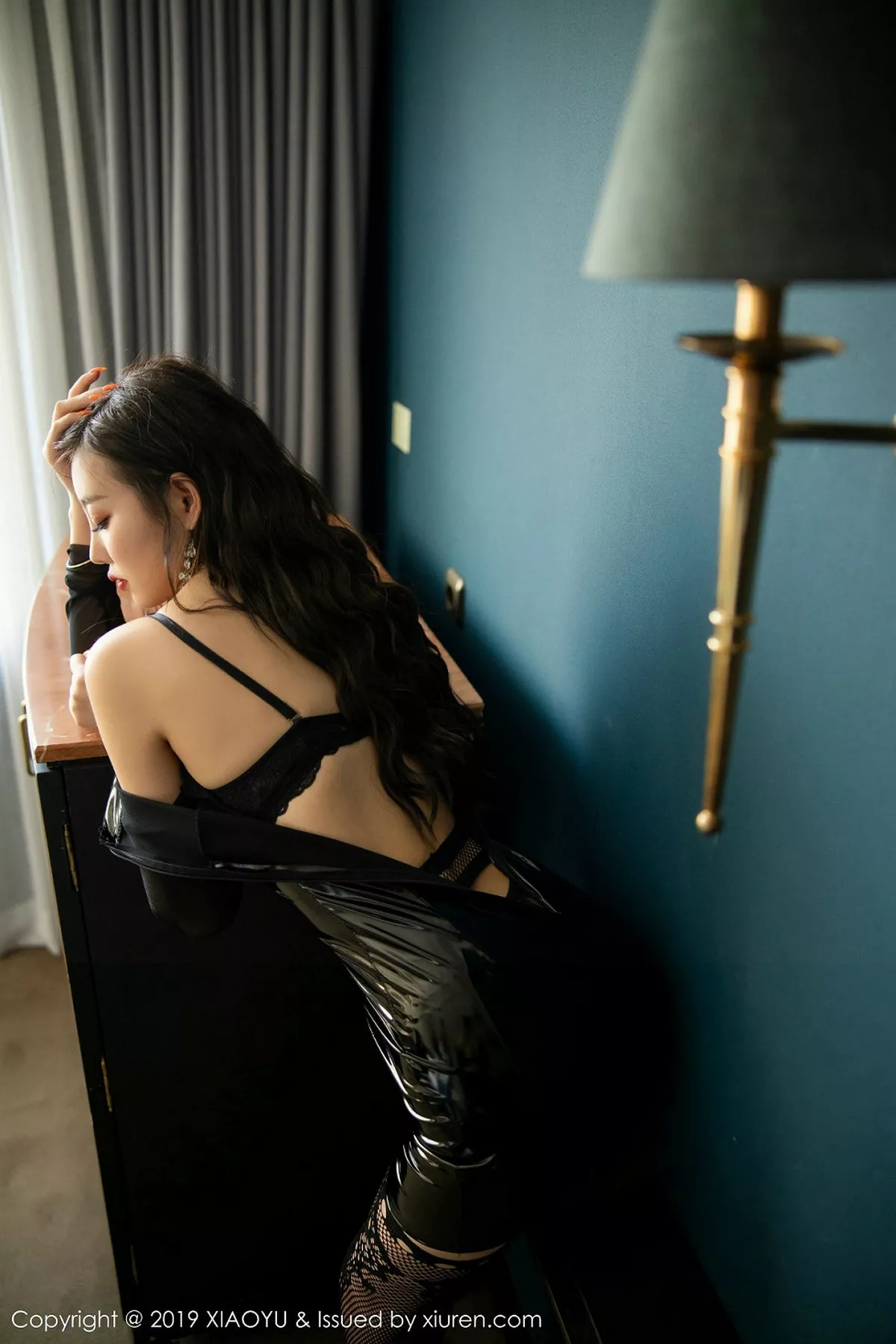 秀人集.com_[XiaoYu画语界]Vol.199_女神杨晨晨sugar济州岛旅拍私房魅惑黑丝秀火辣身材诱惑写真104P