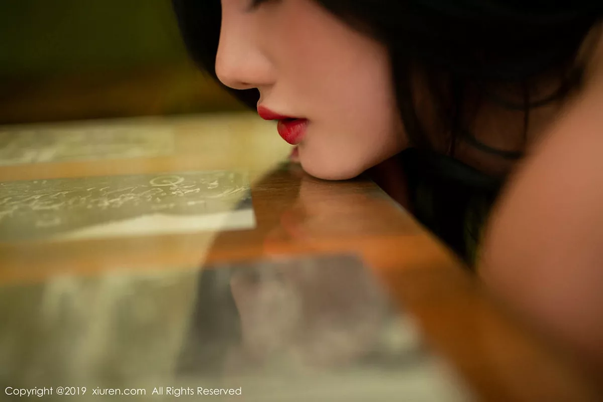 秀人集.com_[XiuRen秀人网]No.1815_嫩模就是阿朱啊东欧旅拍剧情人妻系列无内黑丝惹火诱惑写真102P