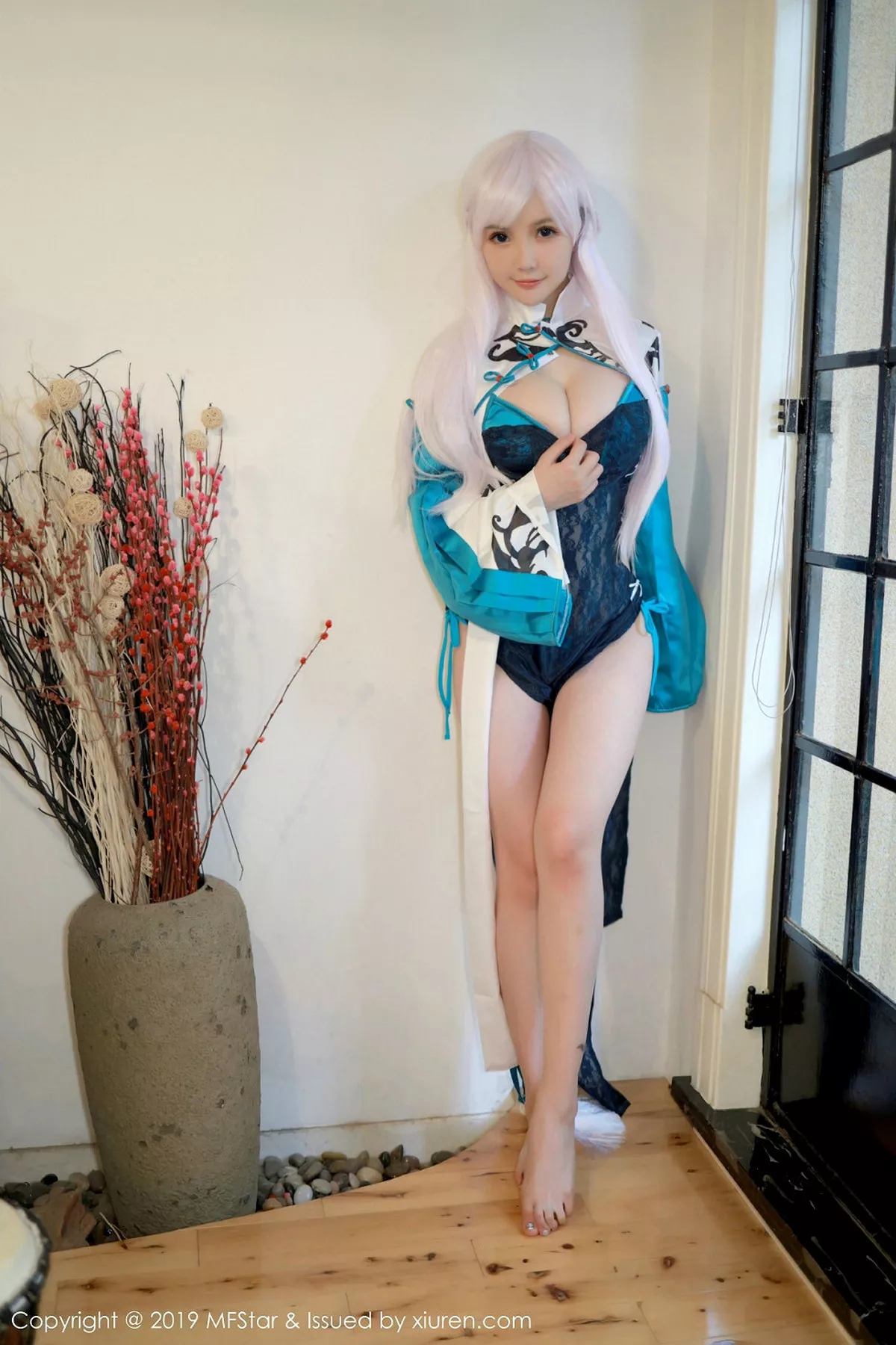 秀人集.com_[MFStar模范学院]Vol.239_性感美女糯美子Mini角色Cos主题系列秀完美身材诱惑写真66P