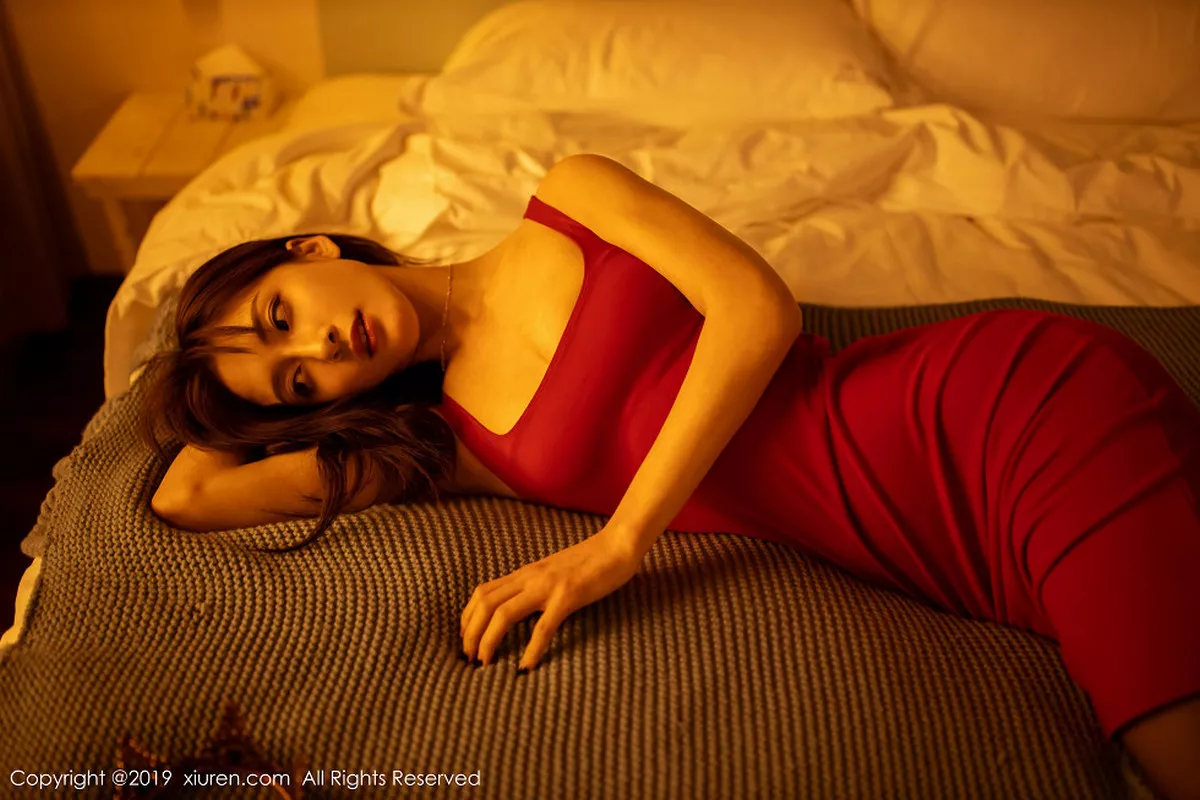 秀人集.com_[XiuRen秀人网]No.1868_嫩模林文文yooki性感红色吊裙全脱露黑色内衣魅惑黑丝写真60P