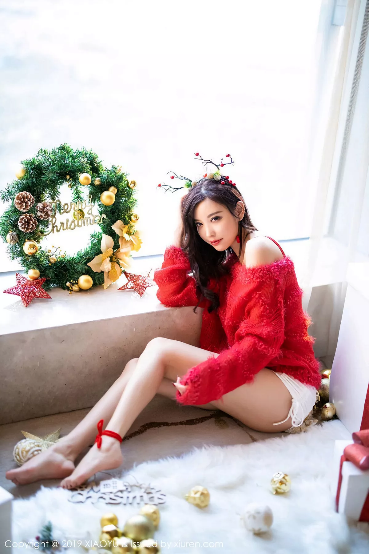 秀人集.com_[XiaoYu画语界]Vol.221_女神杨晨晨sugar圣诞主题性感红色内衣秀完美身材诱惑写真71P