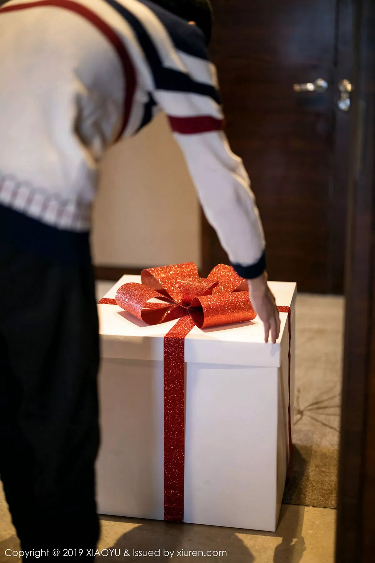 秀人集.com_[XiaoYu画语界]Vol.221_女神杨晨晨sugar圣诞主题性感红色内衣秀完美身材诱惑写真71P