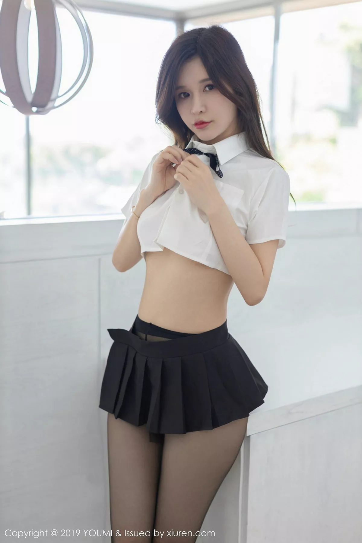 秀人集.com_[YouMi尤蜜荟]Vol.391_女神张雨萌泰国旅拍私房性感学生装制服配无内黑丝诱惑写真45P