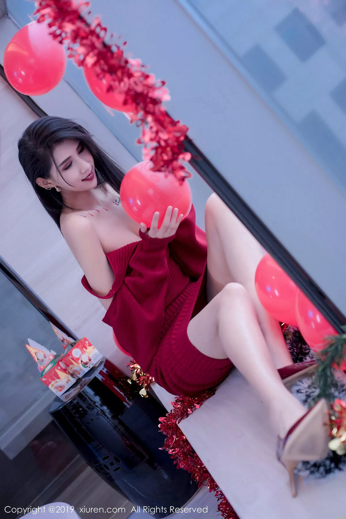 秀人集.com_[XiuRen秀人网]No.1871_高挑美女葛征Model私房圣诞新年主题红色深V圣诞女郎诱惑写真81P