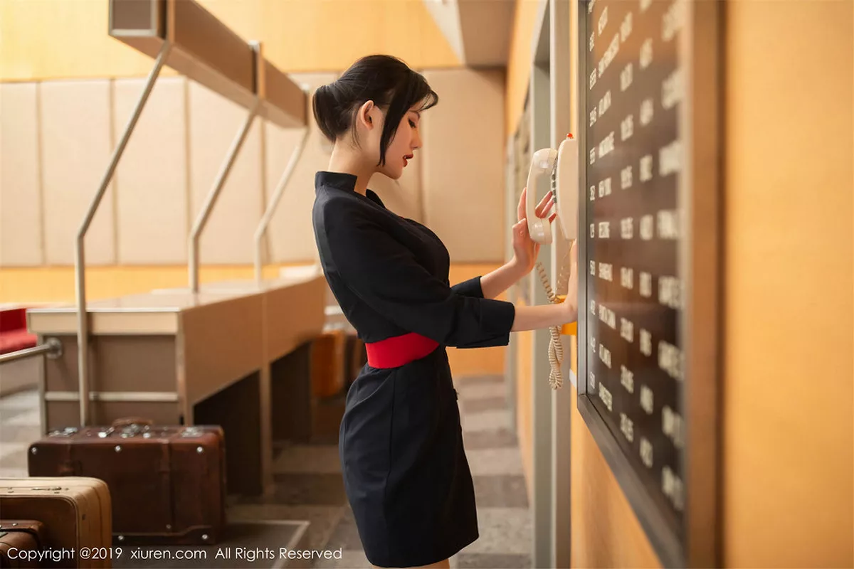 秀人集.com_[XiuRen秀人网]No.1881_嫩模就是阿朱啊机厅地勤主题撩裙开档肉丝裤袜露翘臀诱惑写真80P