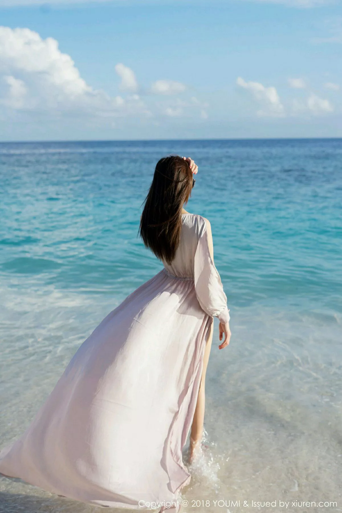 秀人集.com_[YouMi尤蜜荟]Vol.230_女神奶瓶土肥圆马尔代夫旅拍连体比基尼秀完美身材诱惑写真43P