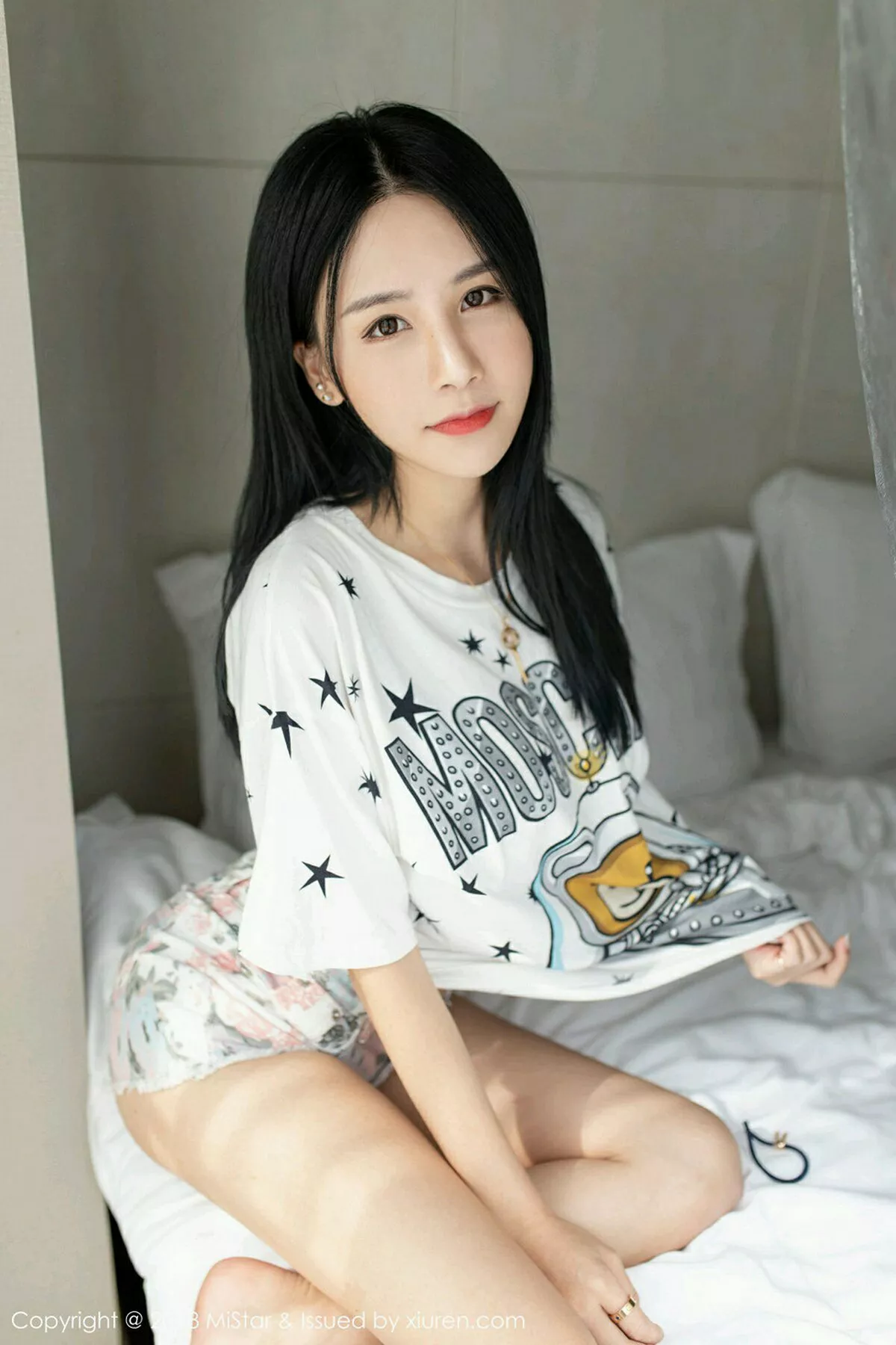 秀人集.com_[MiStar魅妍社]Vol.248_嫩模小沫琳吊带抹胸内衣配牛仔热裤秀完美身材豪乳诱惑写真43P