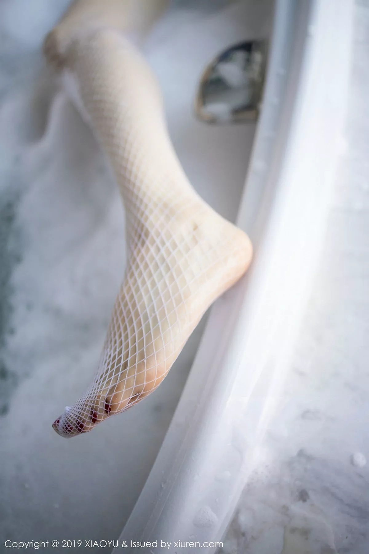 秀人集.com_[XiaoYu画语界]Vol.223_女神Angela小热巴私房浴缸里泡泡浴秀完美身材诱惑写真63P