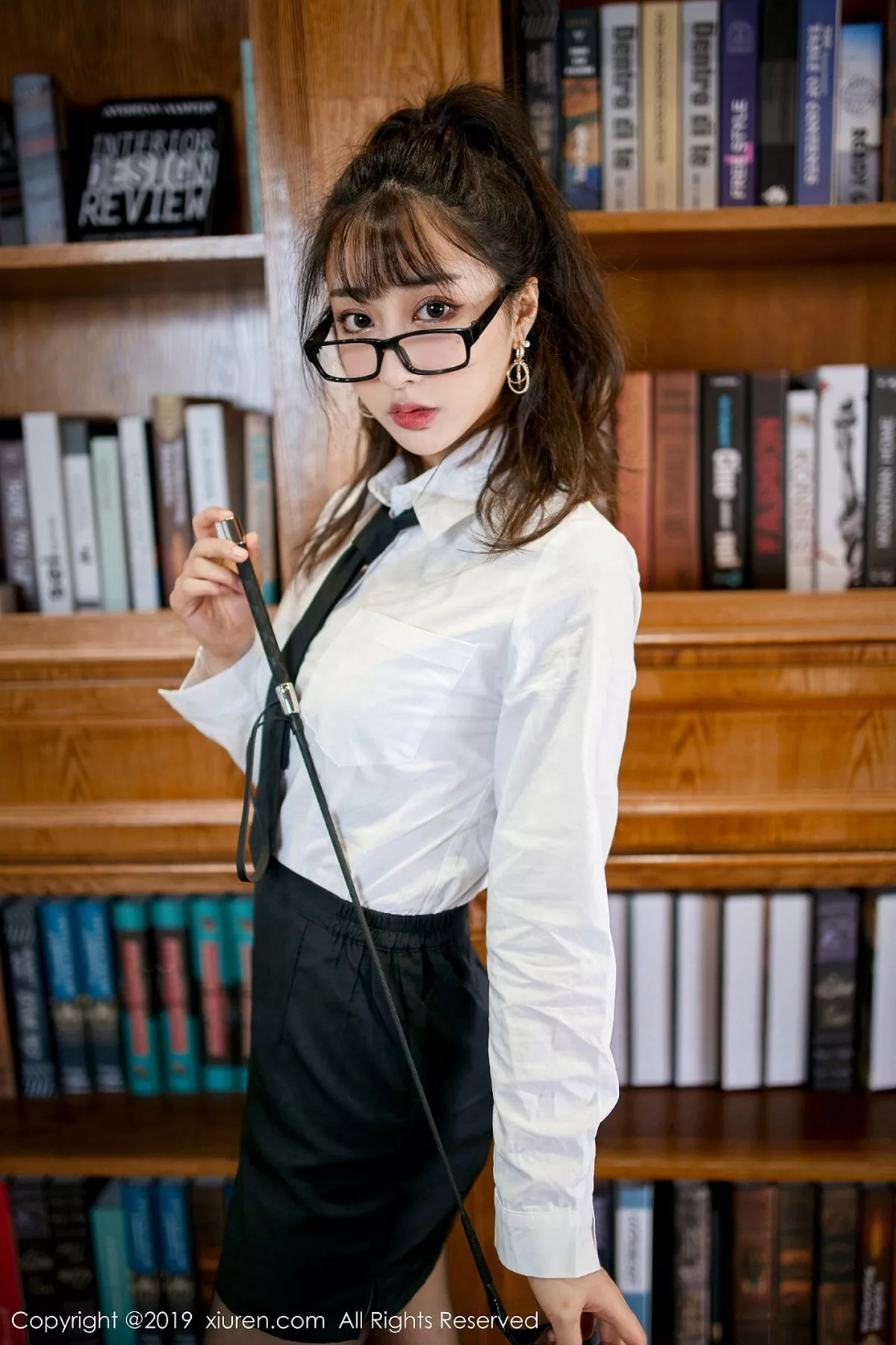 秀人集.com_[XiuRen秀人网]No.1887_嫩模Betty林子欣秘书制服白衬衣配黑短裙秀黑丝美腿诱惑写真58P