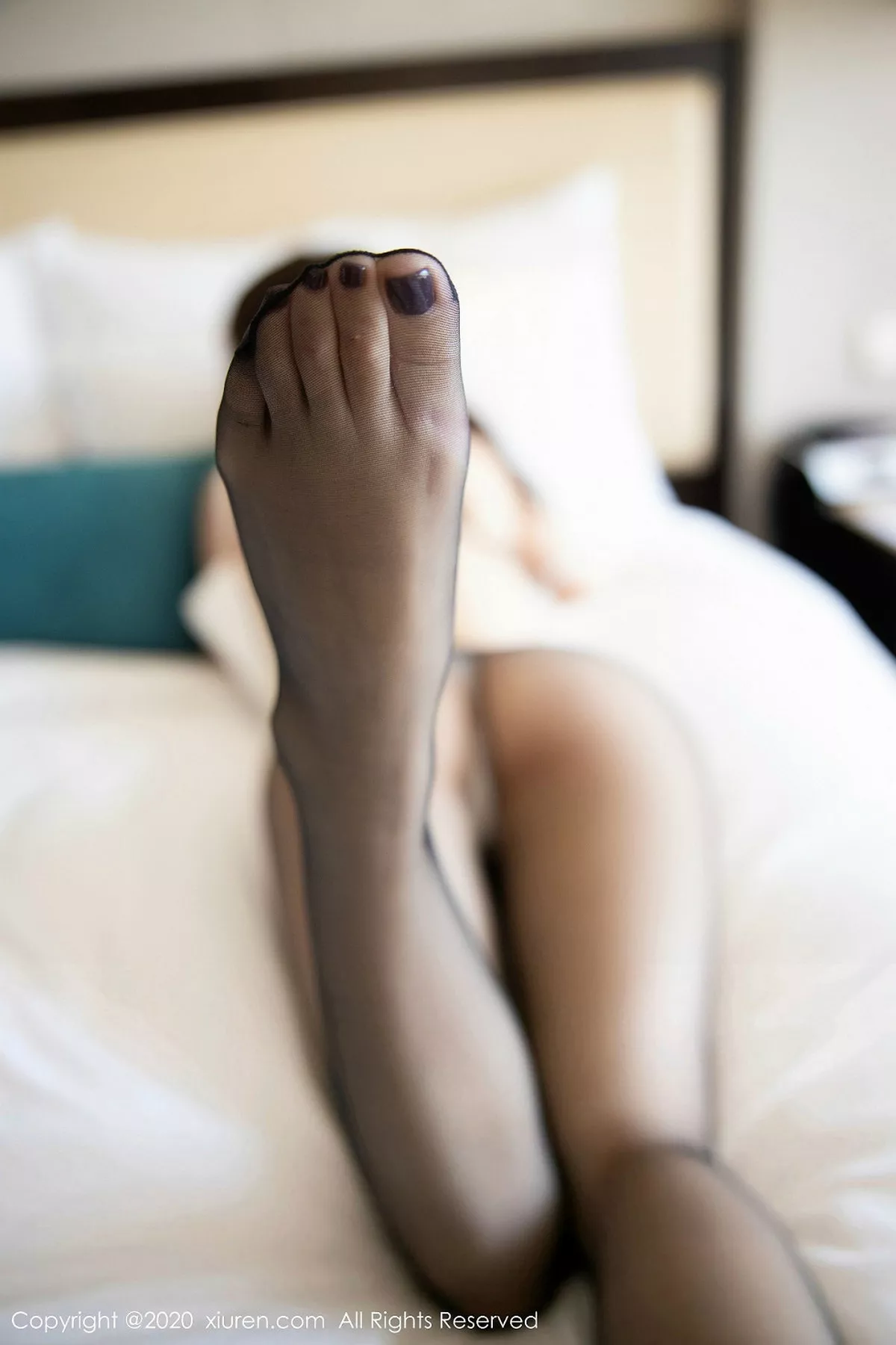 秀人集.com_[XiuRen秀人网]No.1904_女神周于希Sandy私房床上缕空内衣半脱露白嫩美胸完美诱惑写真92P